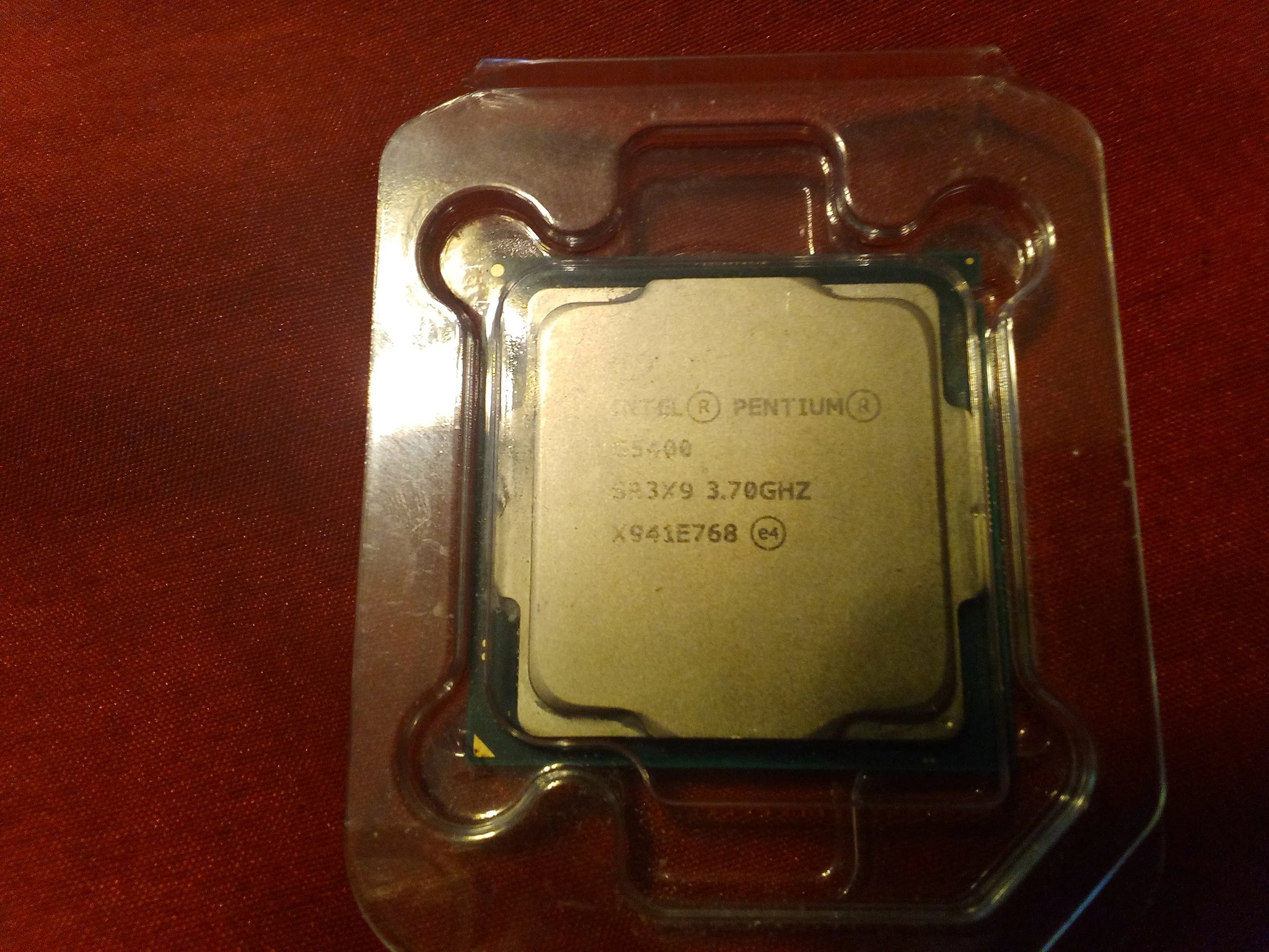Intel Gold G5400 LGA 1151 3.7Ghz CPU Processor