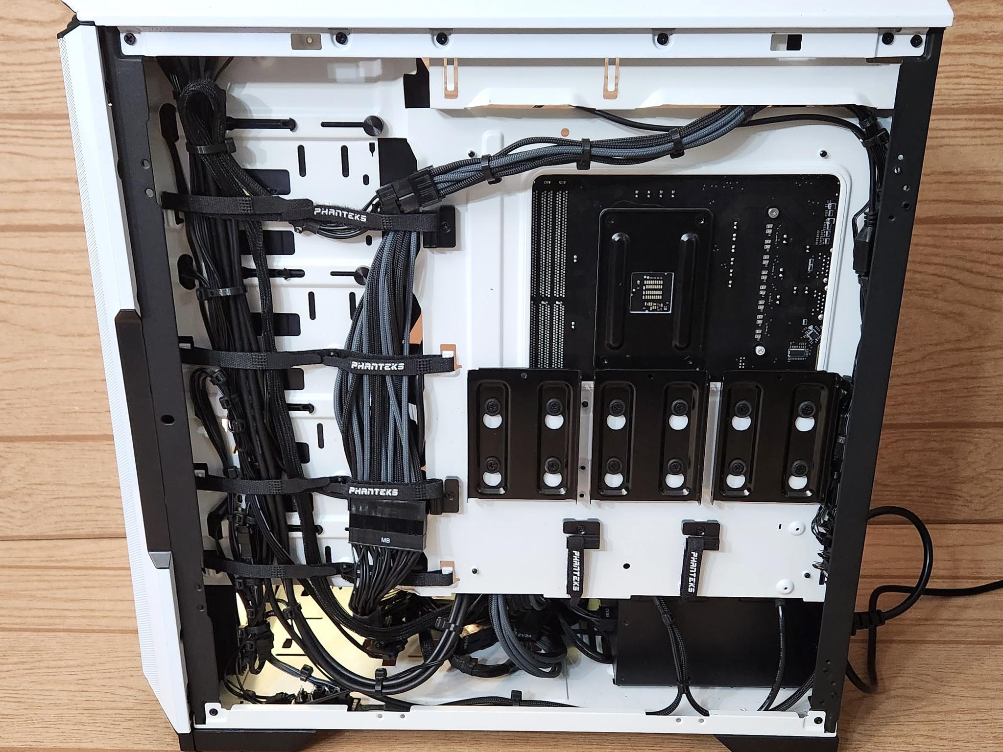 Custom RGB Gaming PC: R5 3600 RTX 2060 1TB SSD 16GB RAM