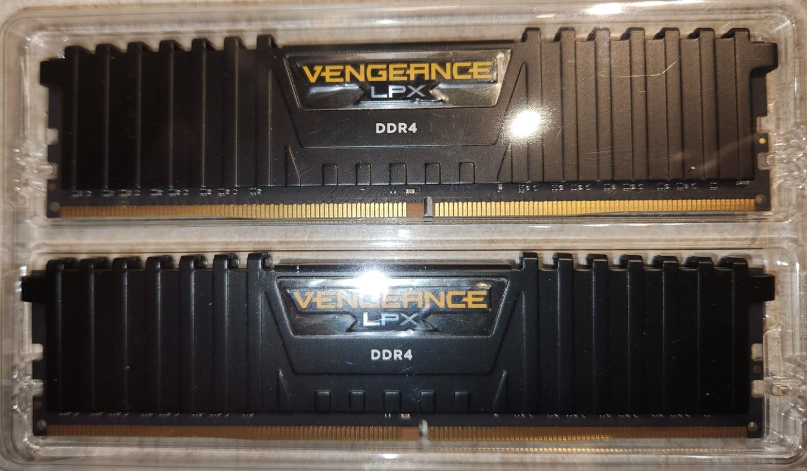 Corsair DDR4 Vengence LPX 16GB (2x8GB) kit