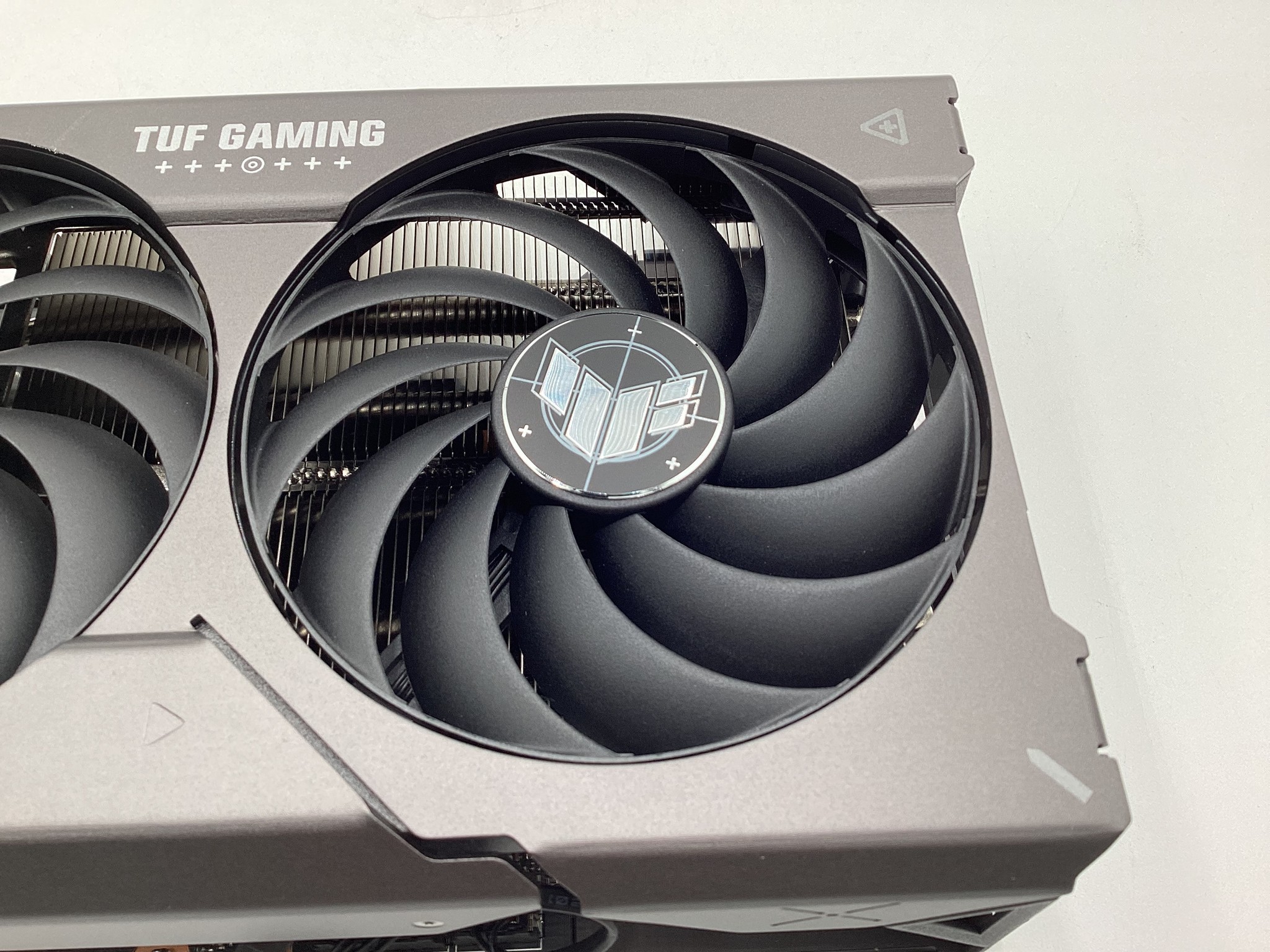 ASUS TUF Gaming Radeon™ RX 7800 XT OC Edition 16GB GDDR6 (PCIe 4.0, 12GB GDDR6, HDMI 2.1
