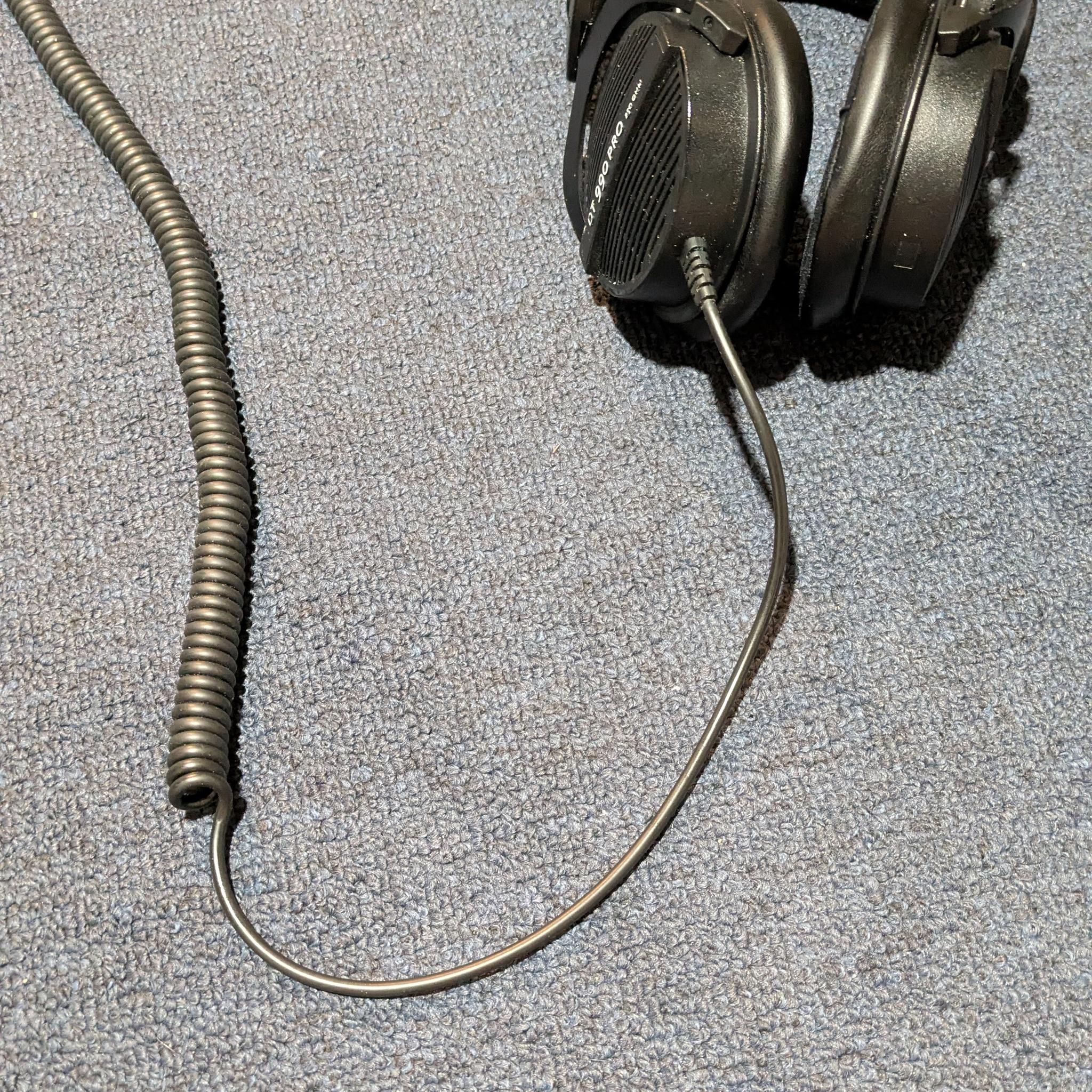 DT 990 Pro 250 Ohm Headphones