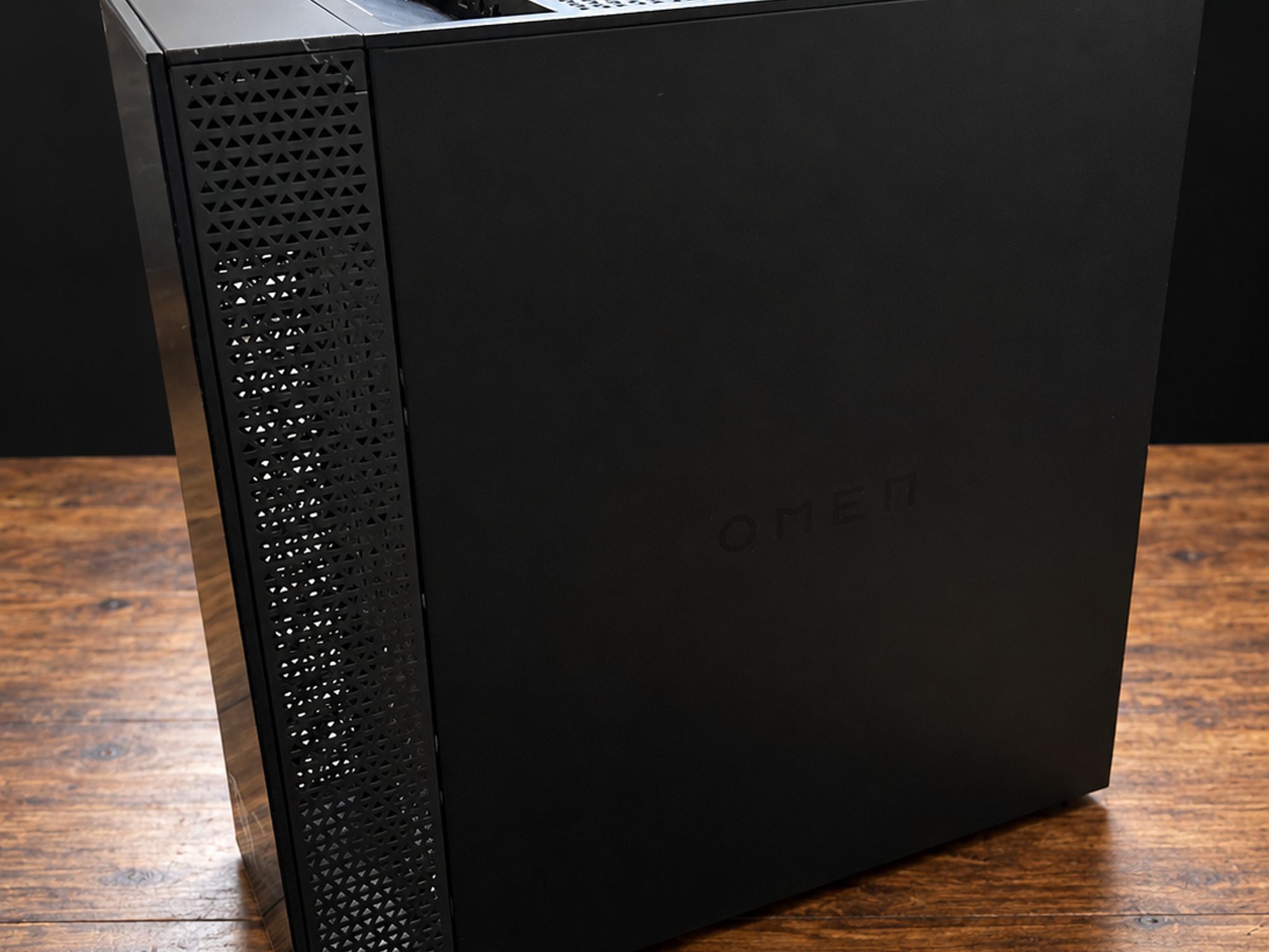 GeForce RTX 2060 Custom Gaming PC - Ryzen 5 3600