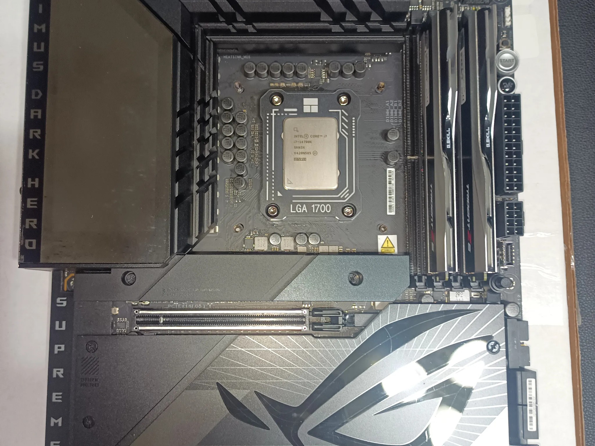 CYBER DEAL !! SWEET COMBO!!! Rog z790 Maximus Dark Hero w/ I7 14700k 32GB Ram, 1 TB M.2