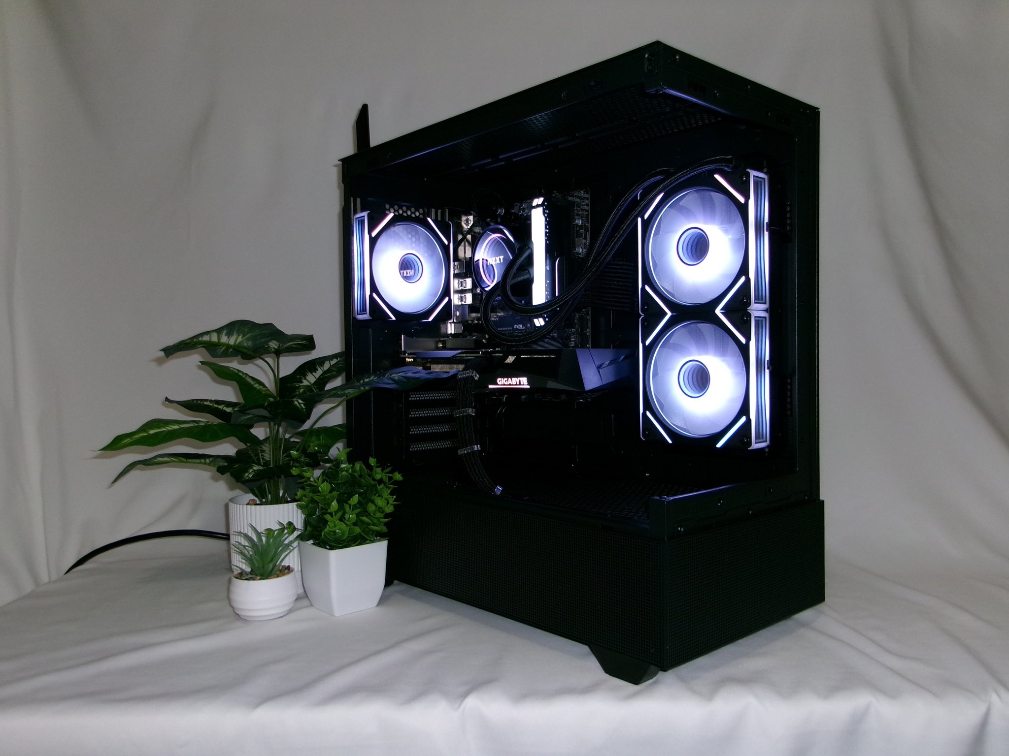 1440p Gaming PC | RTX 3060 Ti & Ryzen 5 5600 X | 16gb RAM | 1TB NMVe SSD