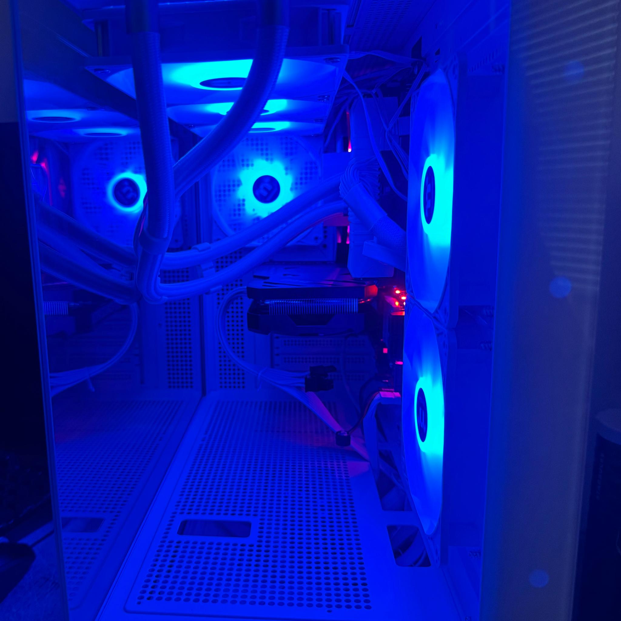 White RGB Gaming PC | RTX 4060 Ti | Ryzen 7 5700X | 32GB RAM | Liquid Cooled