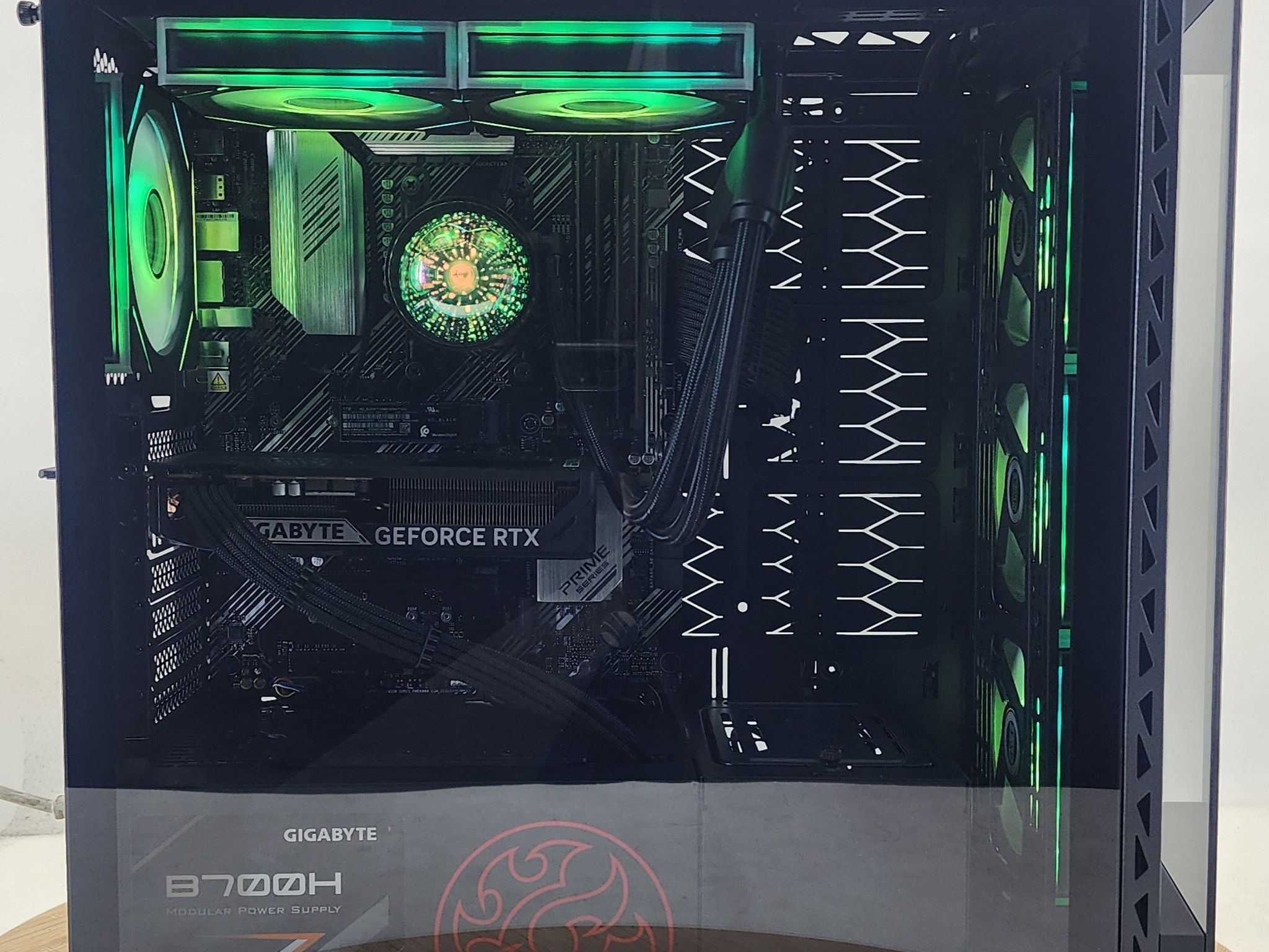 Gaming PC Ryzen 7 5700X 16GB RAM 1TB SSD RTX 5060 8GB Windows 11
