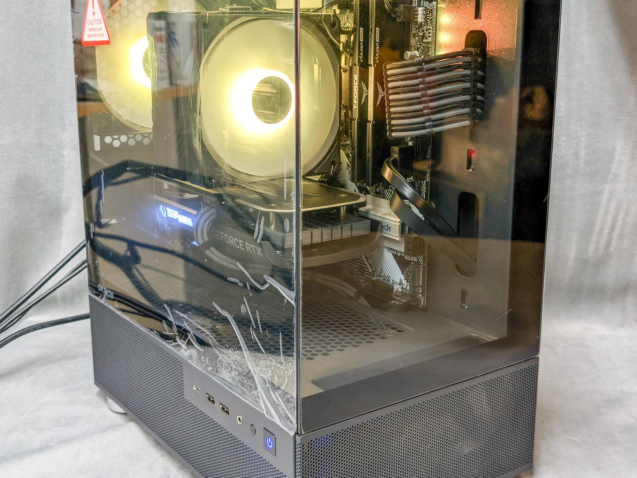 Ryzen 5 7500f, RTX 4060, 32GB DDR5, 1TB SSD RGB Gaming PC