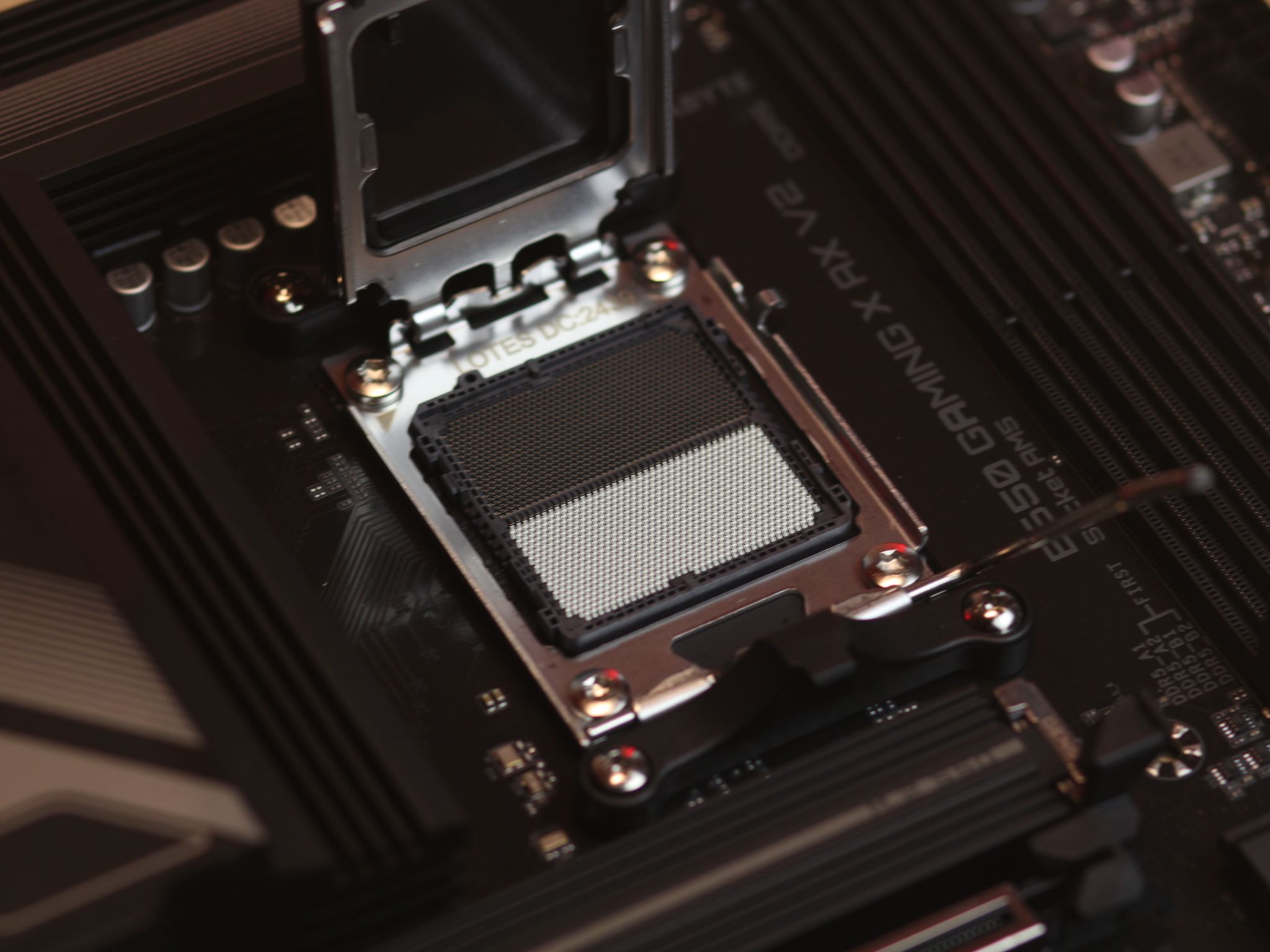 Gigabyte B650 Gaming X AX V2