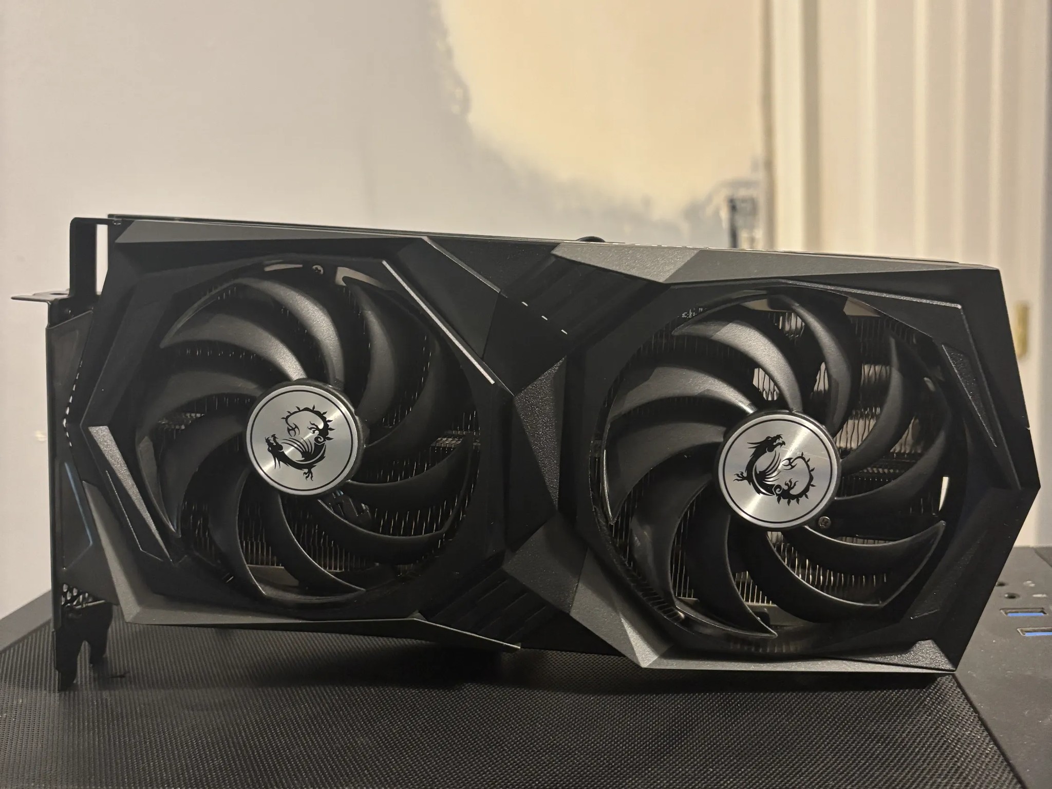 MSI GEFORCE RTX 3050 GAMING X 8GB