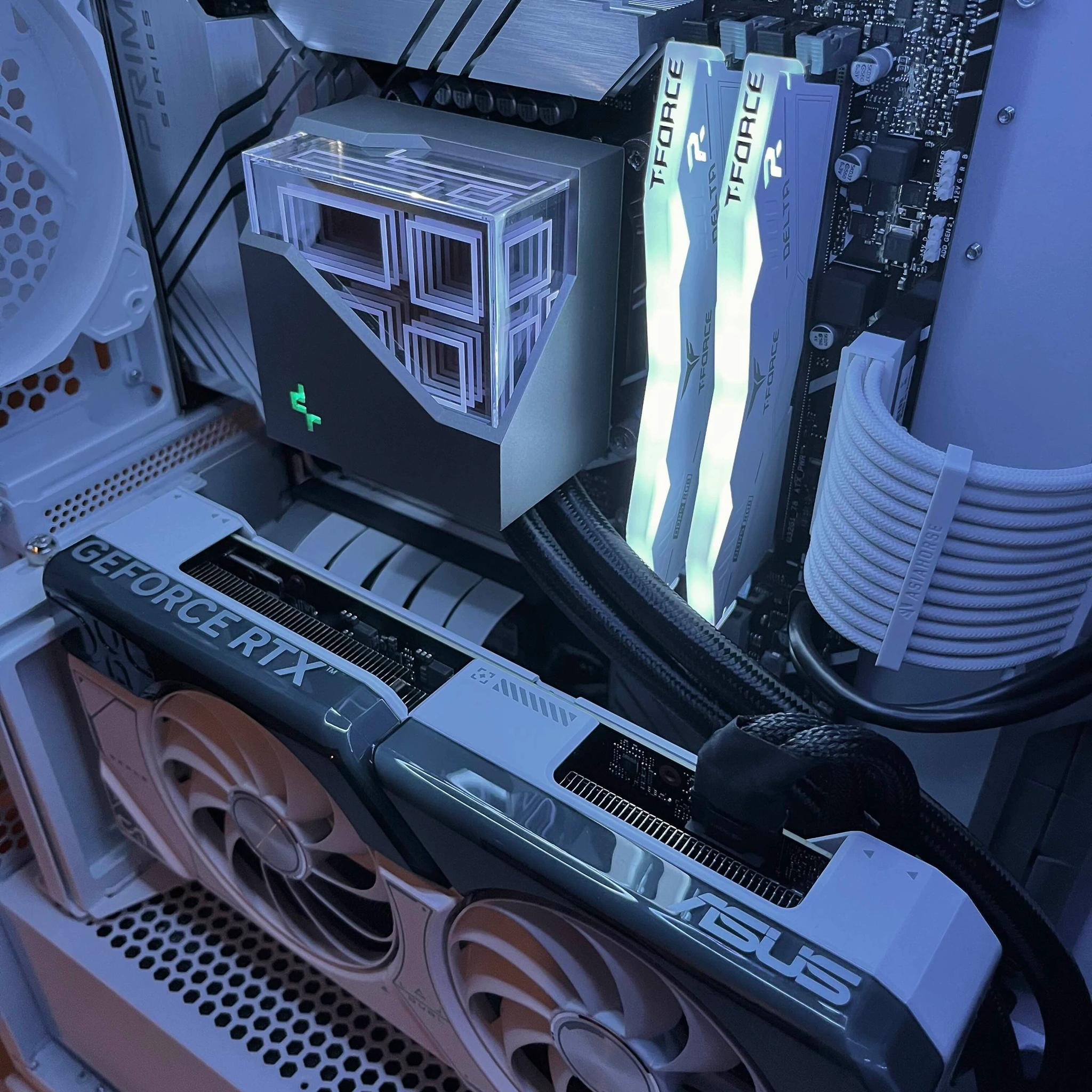 🍪🐻‍❄️| RTX 4070 Super 12gb, i7 13700k, 32gb DDR5, 2tb SSD, AIO Liquid Cooled White Gaming PC