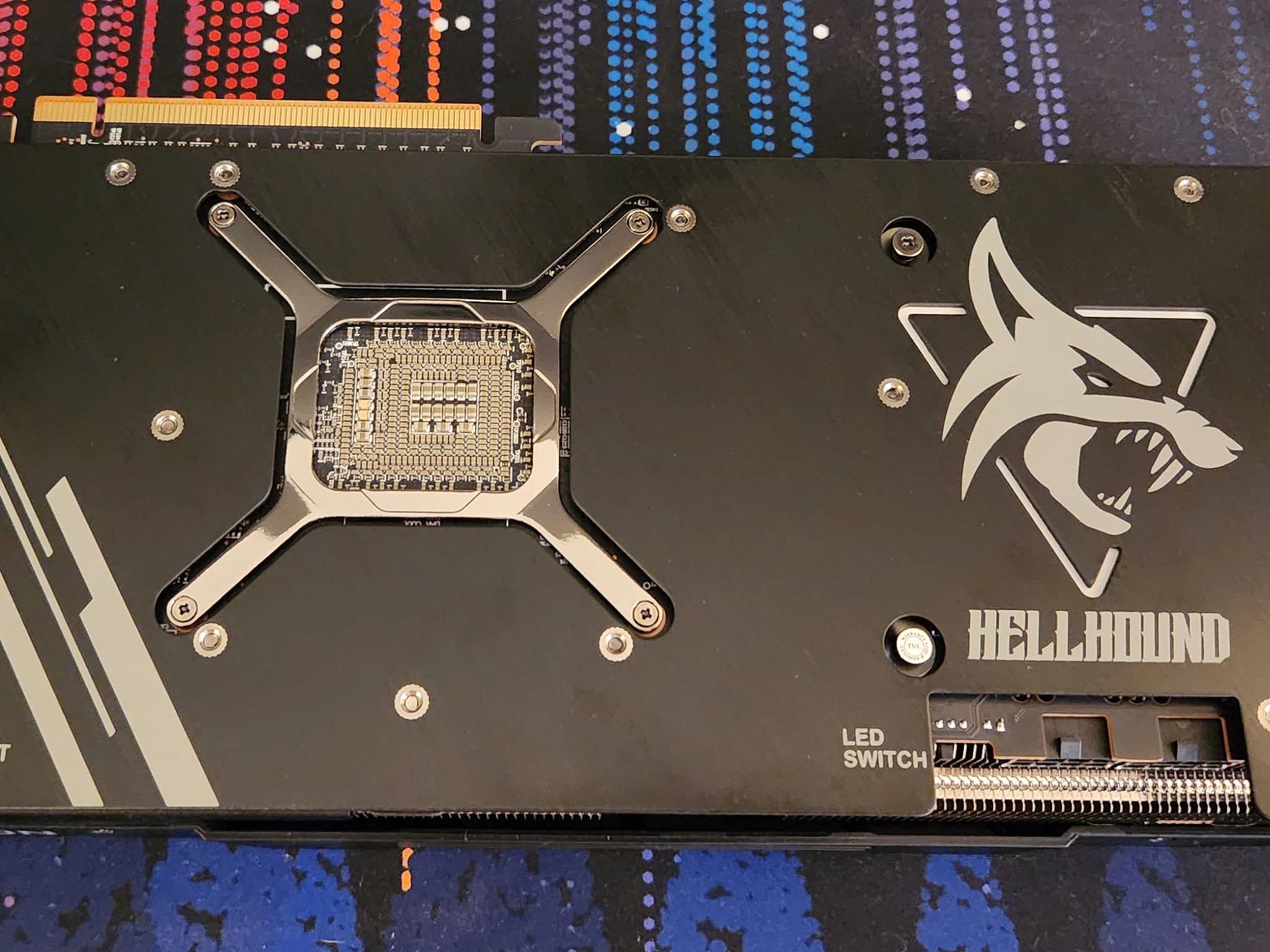 RX 7900 XTX PowerColor Hellhound