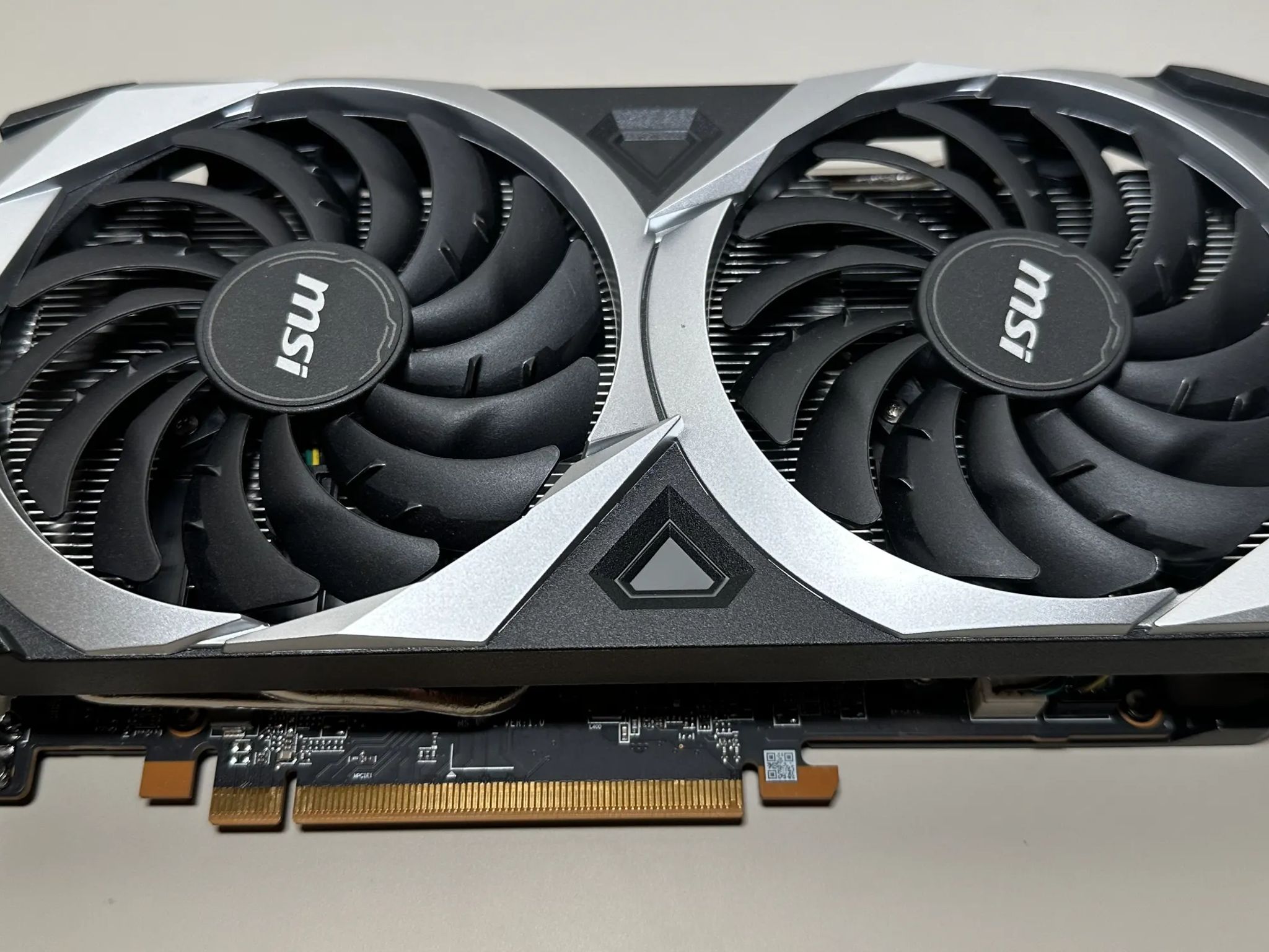 MSI Mech Radeon RX 6600 XT MECH 2X 8G OC