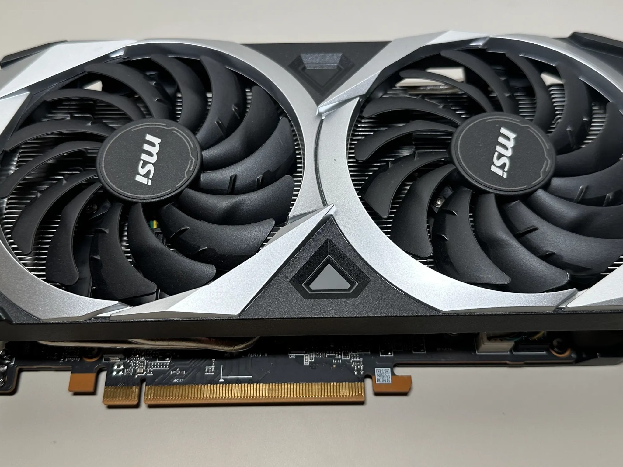 MSI Mech Radeon RX 6600 XT MECH 2X 8G OC