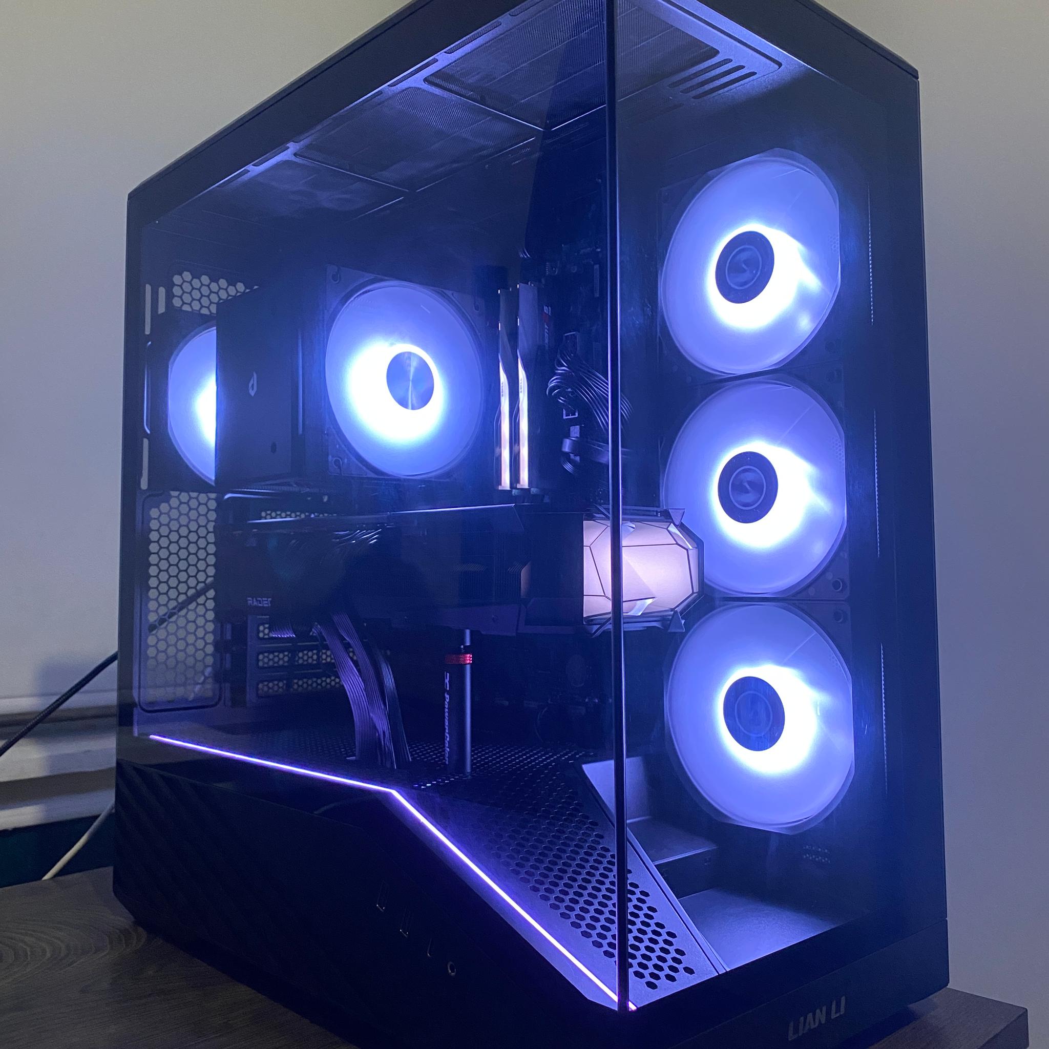 RX 9070 XT Custom Gaming PC - Ryzen 7 7800X3D, 32GB RAM, 2TB NVMe SSD