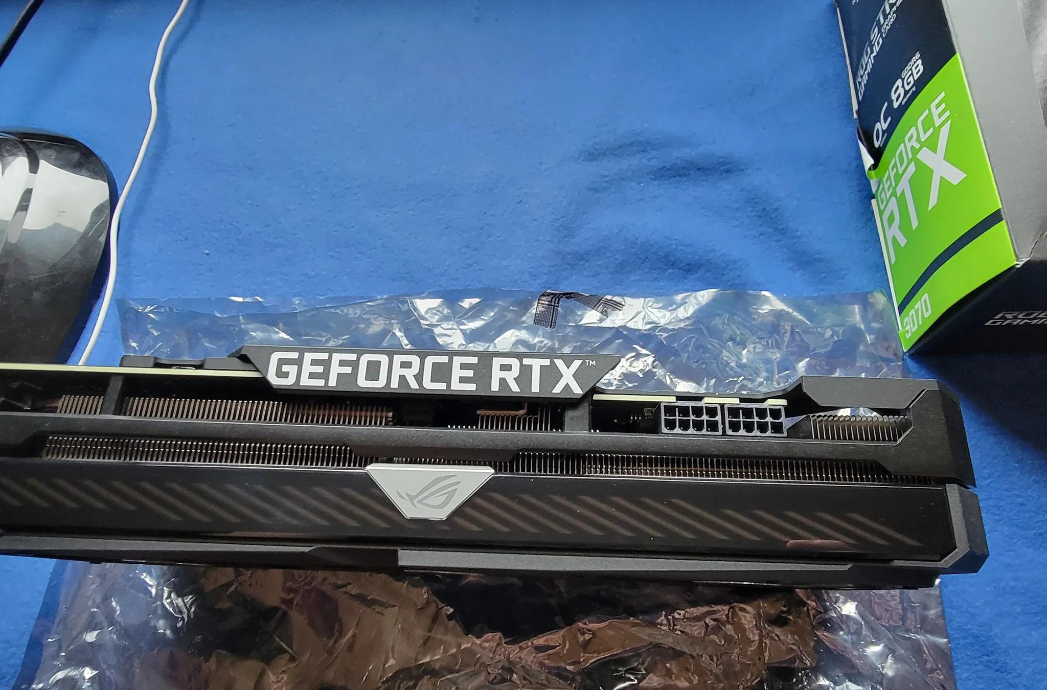 Asus ROG Strix RTX 3070 8gb 0C