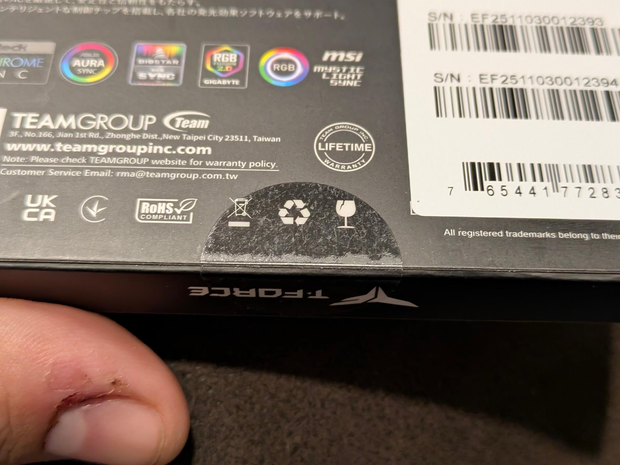 BNIB Teamgroup T-FORCE Delta RGB White 16GB DDR5 kit (2x8) CL38