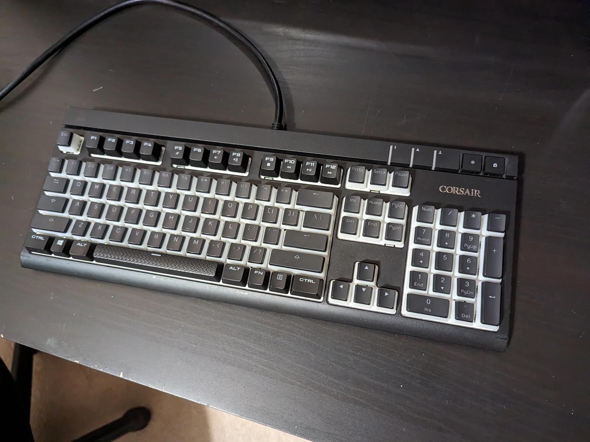 Corsair Strafe RGB (Cherry MX Blue) Deep Cleaned w/ Extra Caps
