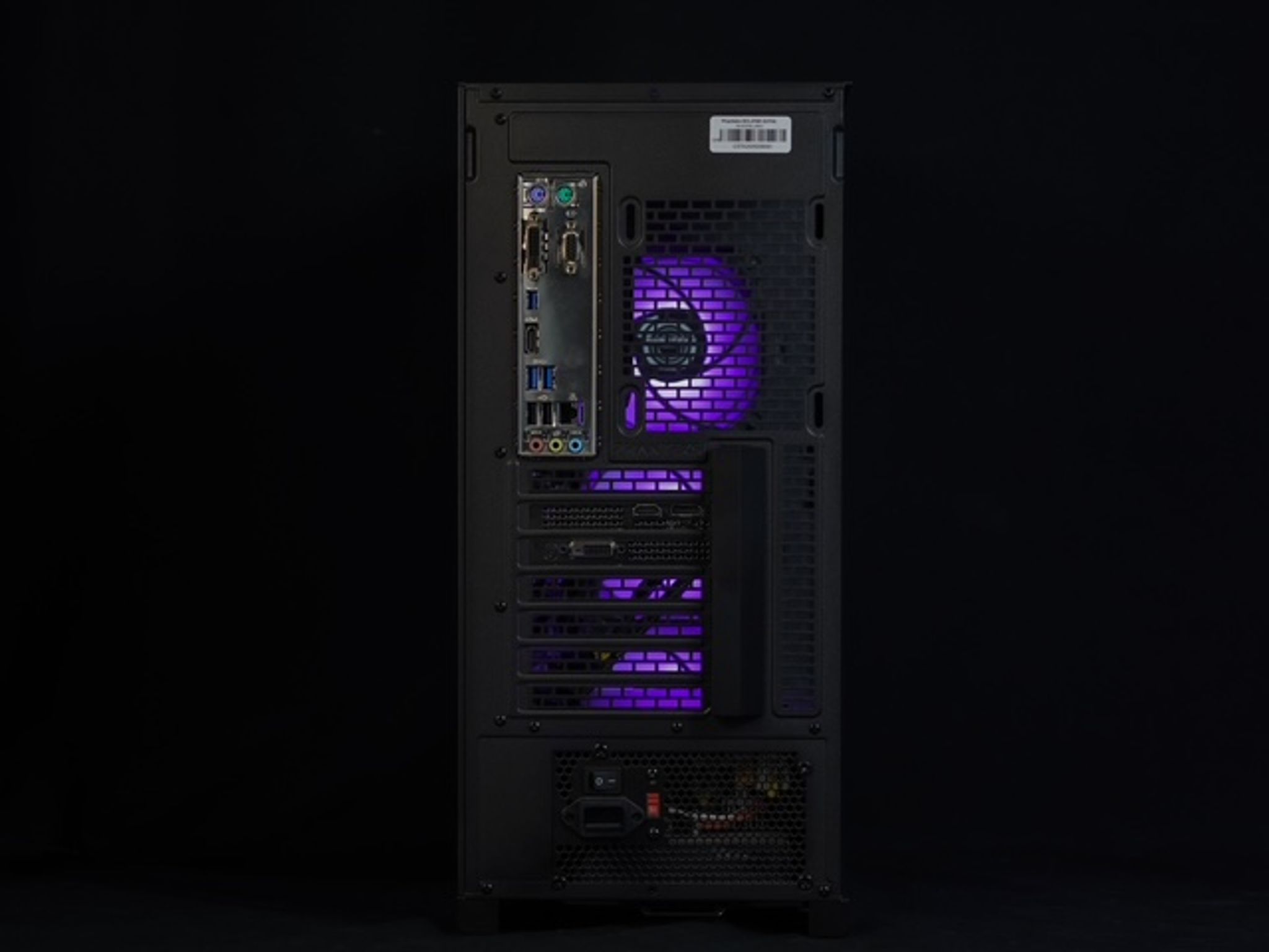 Clean Gaming PC - i7 7700, RTX 2060, 16GB Ram, 500GB SSD