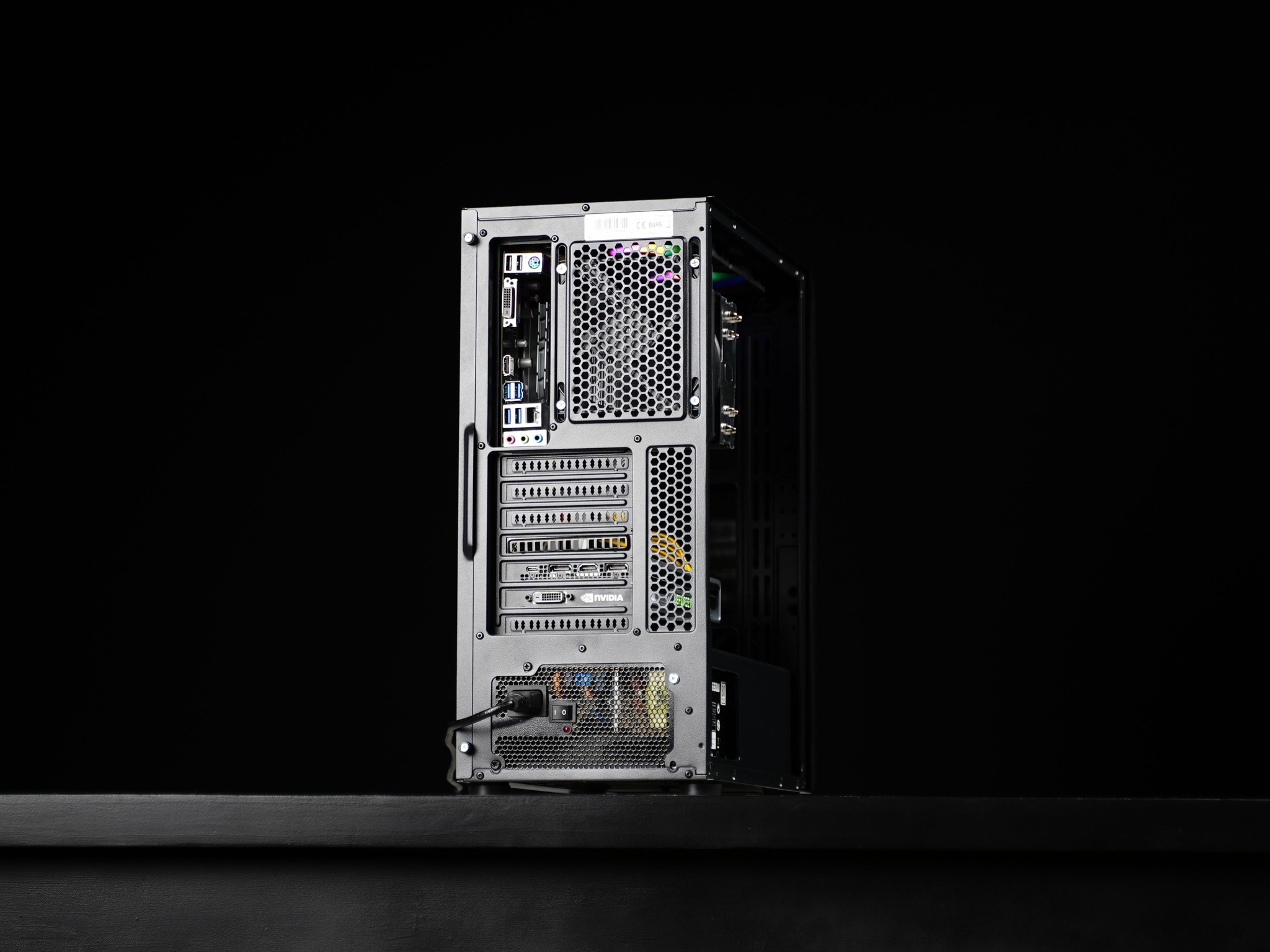 \ NA-01 / RTX 2060 FE Intel Core i7 8700 0.8TB Windows 11 12GB Gaming PC