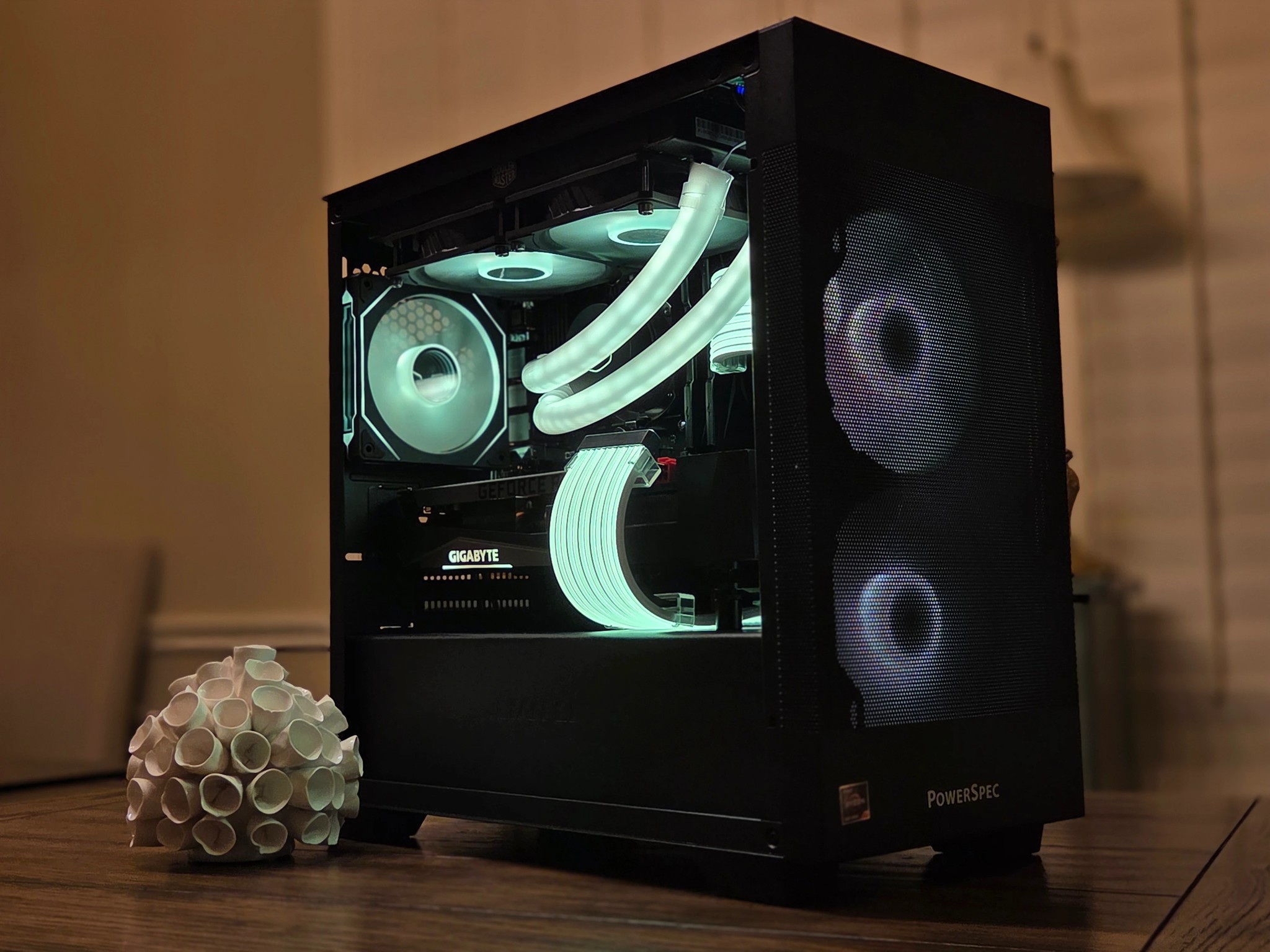 🔥 Small N Ready 2 Brawl🔥 Ryzen 7 5800X3D | RTX 3070 Ti | 32GB DDR4 | 2TB NVMe 🔥