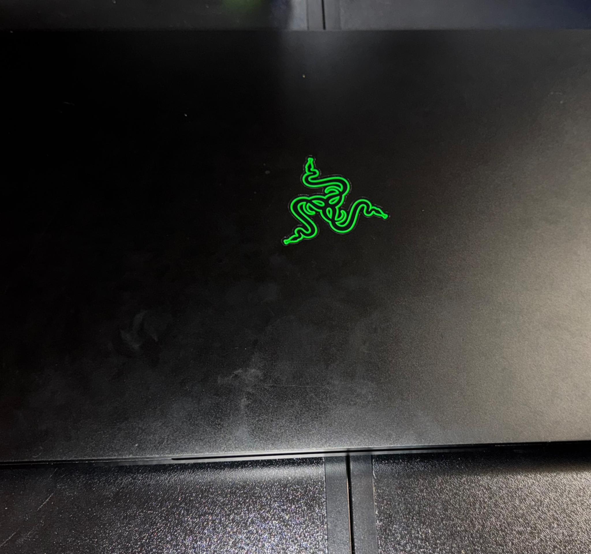 Razer Blade 15 i7-13800H | 4060 | 32GB RAM | WiFi 7 | 1440p 240Hz