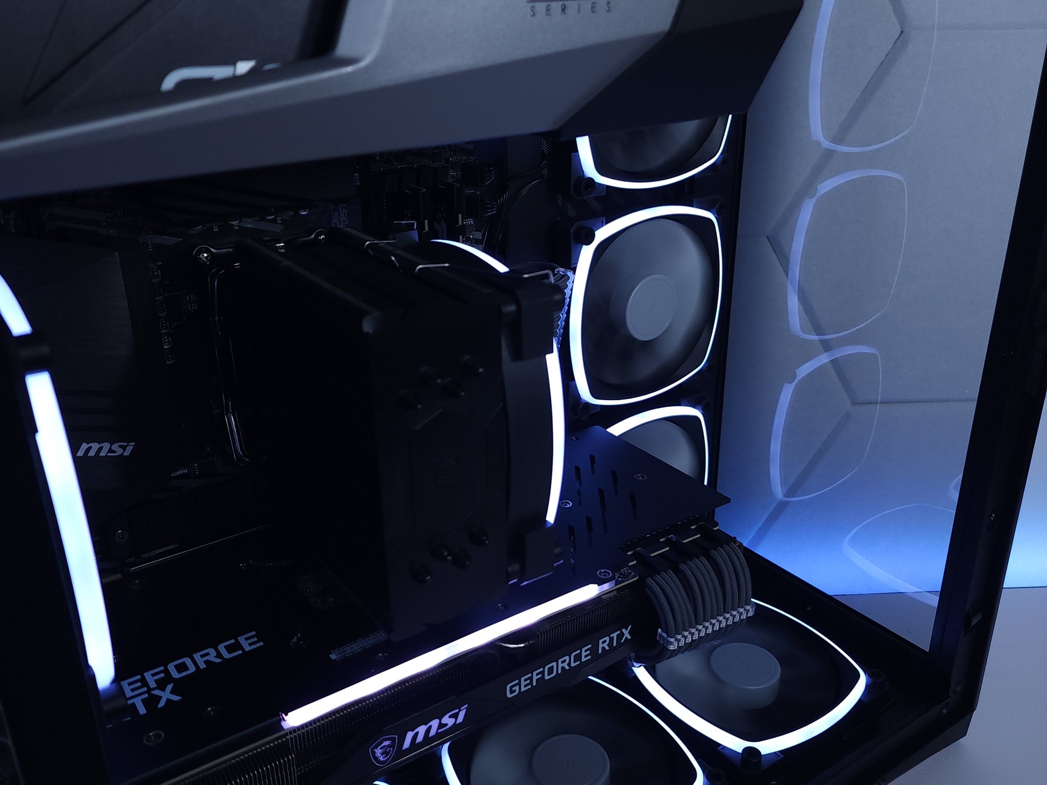 🖤🤍RTX 3080Ti | Ryzen 7 5700X | 32GB 3200MHz | 1TB NVMe SSD