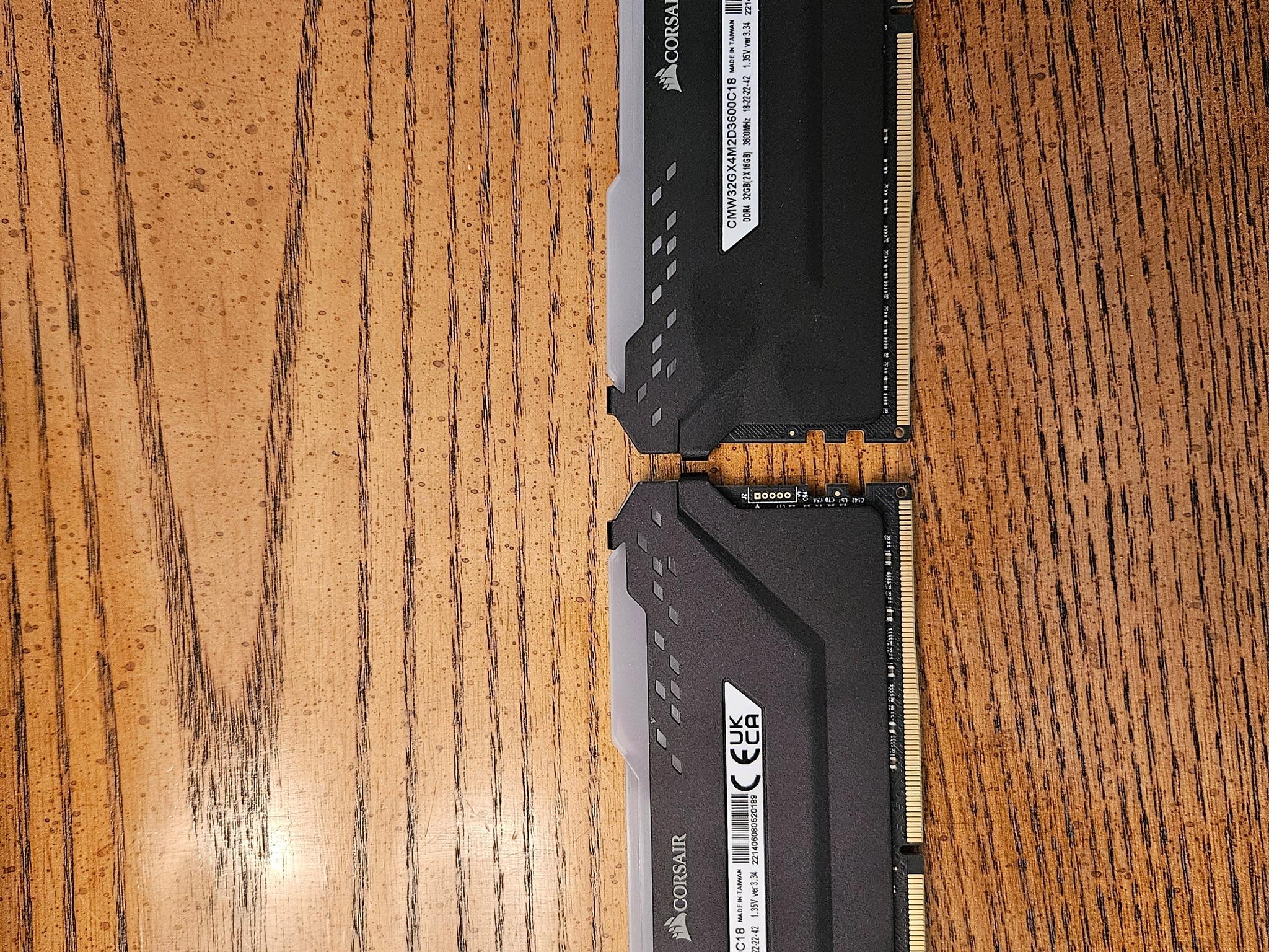 CORSAIR VENGEANCE