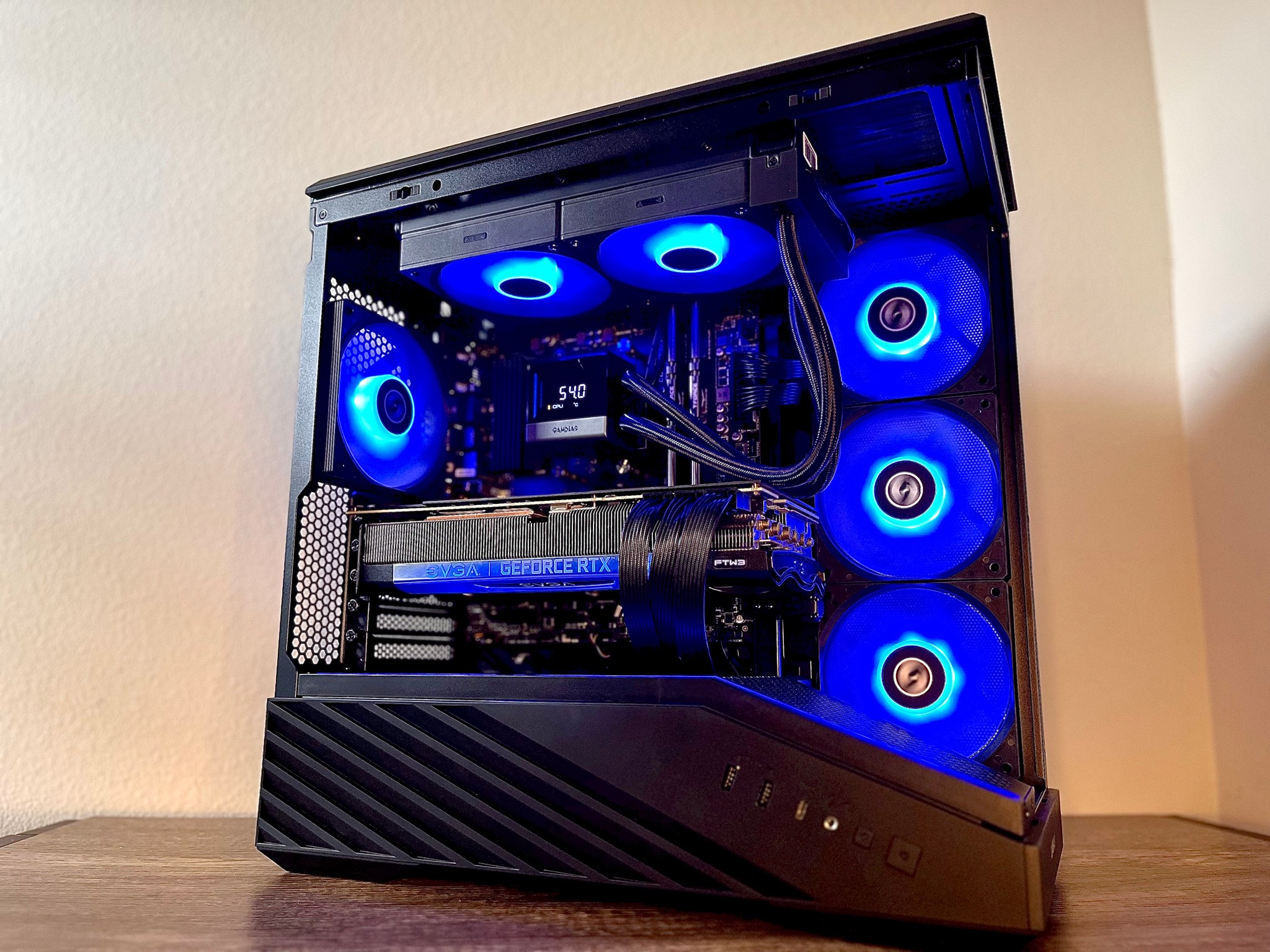 Stunning Gaming PC! RTX 3080| Ryzen 7 5800x| 32GB DDR4