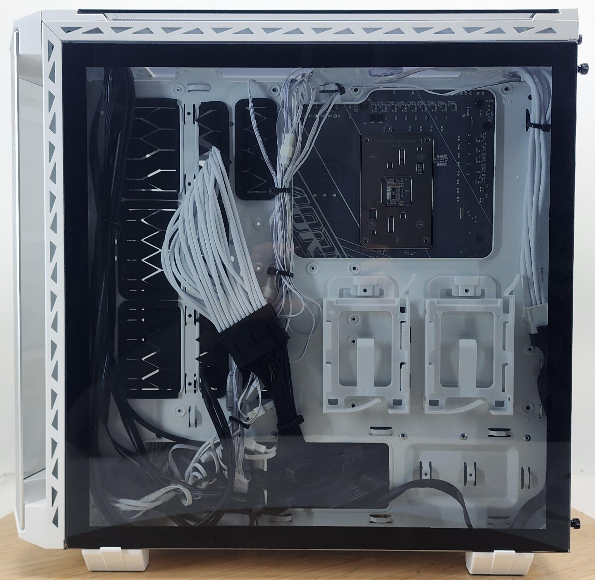 Gaming PC Ryzen 7 7800X3D 32GB RAM 2TB SSD RTX 5070 Ti 16GB Windows 11 Computer