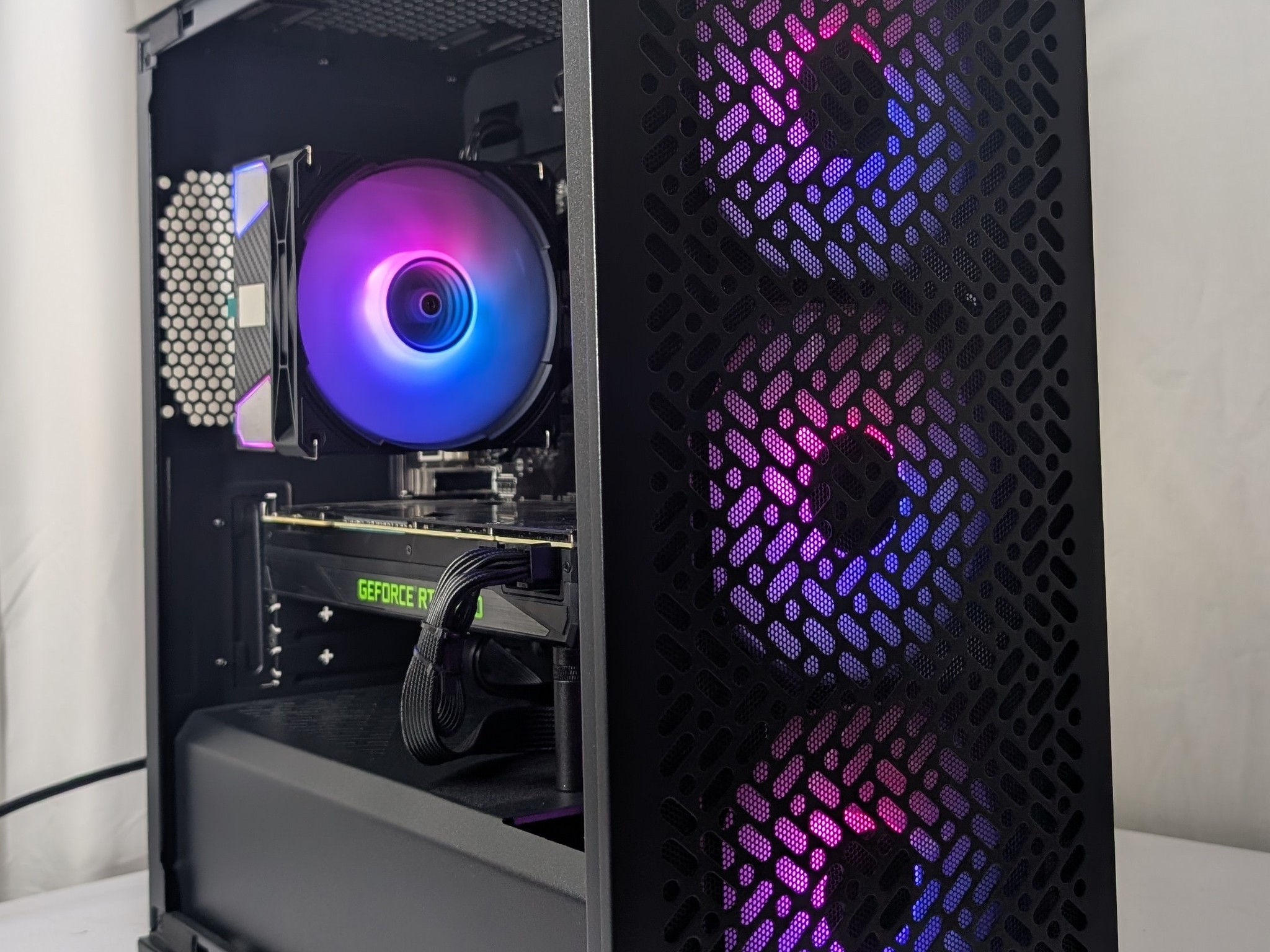RTX 2080 | RYZEN 5 3600 | 1 TB NVME | 16GB DDR4 | 650W