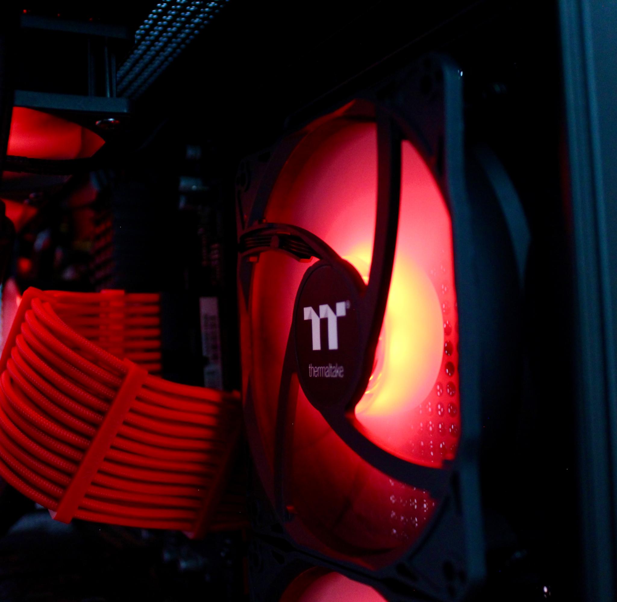 ⚫️ The Red Glass 🔴 Ryzen 7 5800X | RTX 3070 | 32GB DDR4 | 1TB M.2 | W11 + WiFi |
