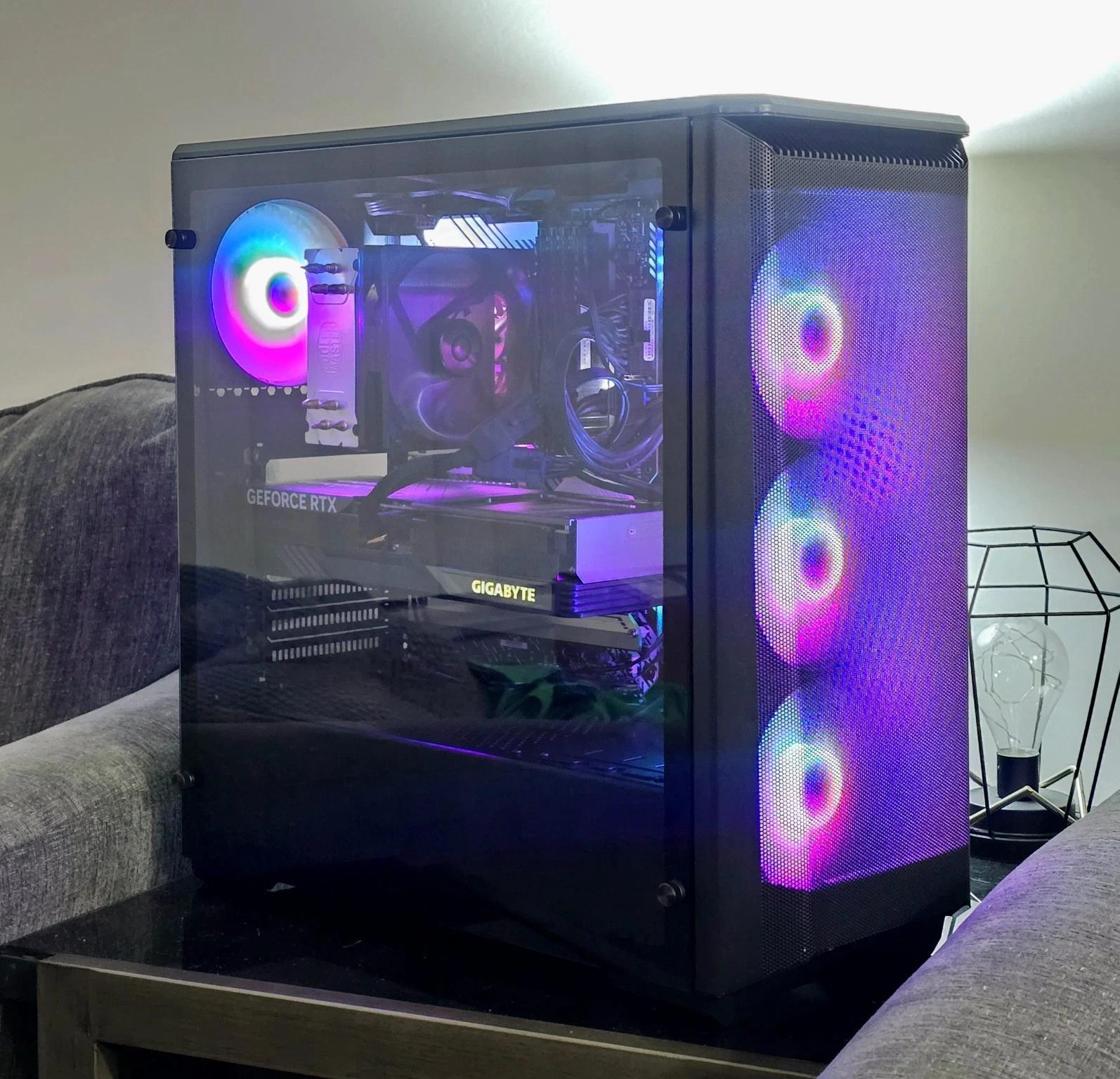 RTX 4070, i9 Gaming PC