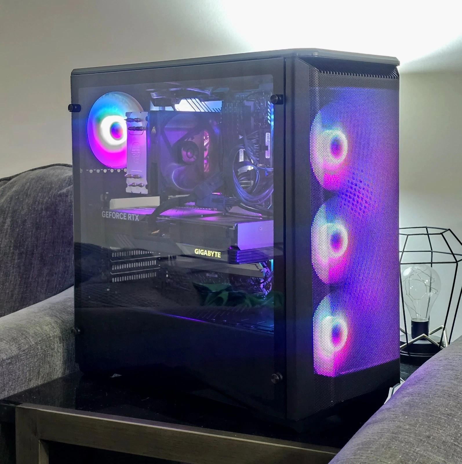 RTX 4070, i9 Gaming PC