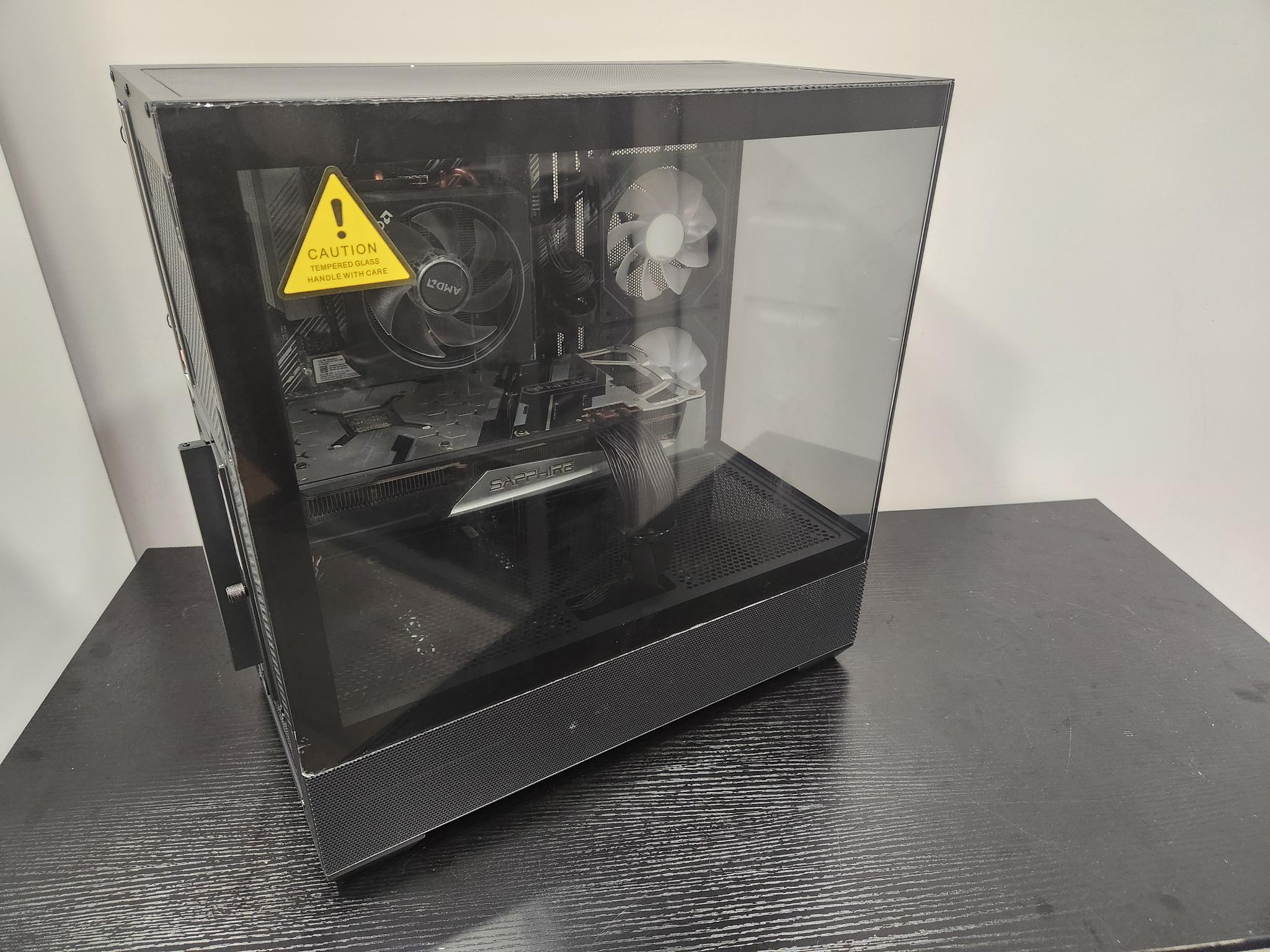 Budget Steam Machine RX 5700 XT Linux Gaming PC!