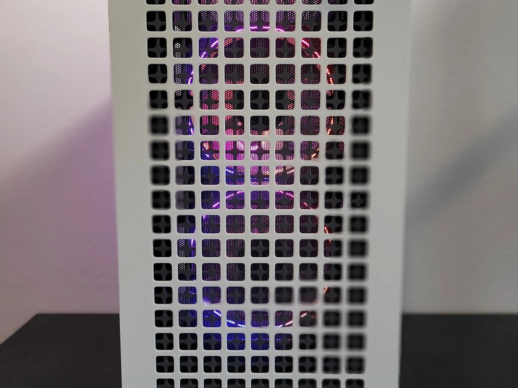 🧊 Icebox 1080p 🧊 // i5 10400f // RTX 3060 12GB // 32GB DDR4 // 1TB NVME + 2TB HDD // Wi-Fi + BT