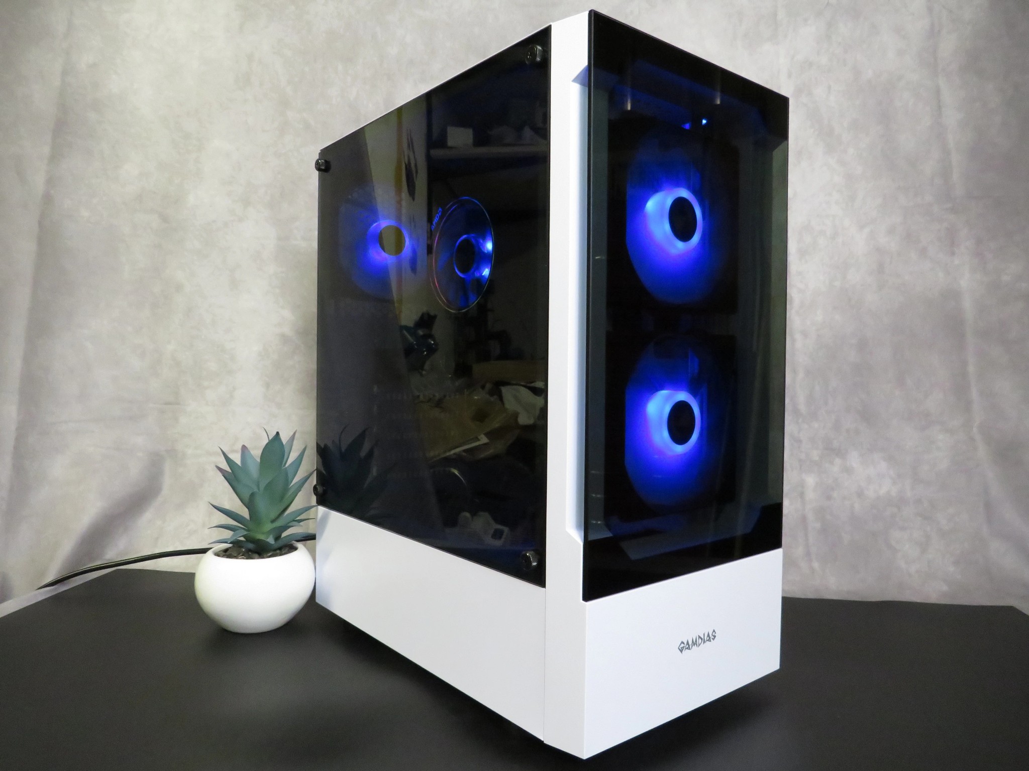 Best Entry level GAMER! Ryzen 5 3600 + GTX 1660ti + 16 GB DDR4 + 1 TB NMVE SSD