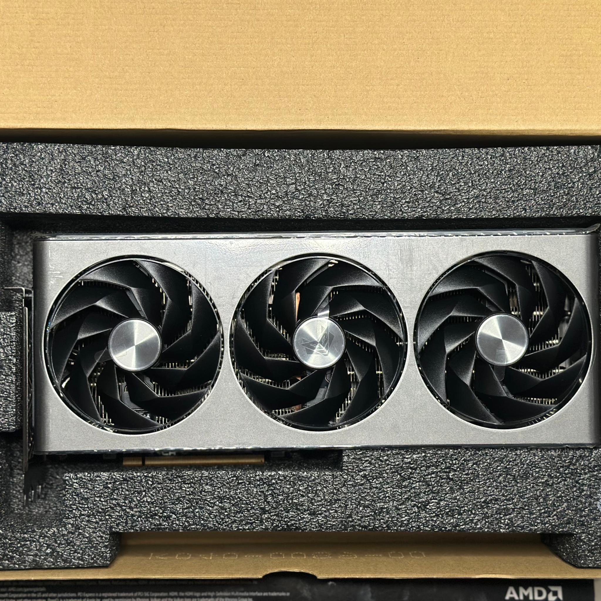 Sapphire Nitro+ AMD Radeon 7800XT