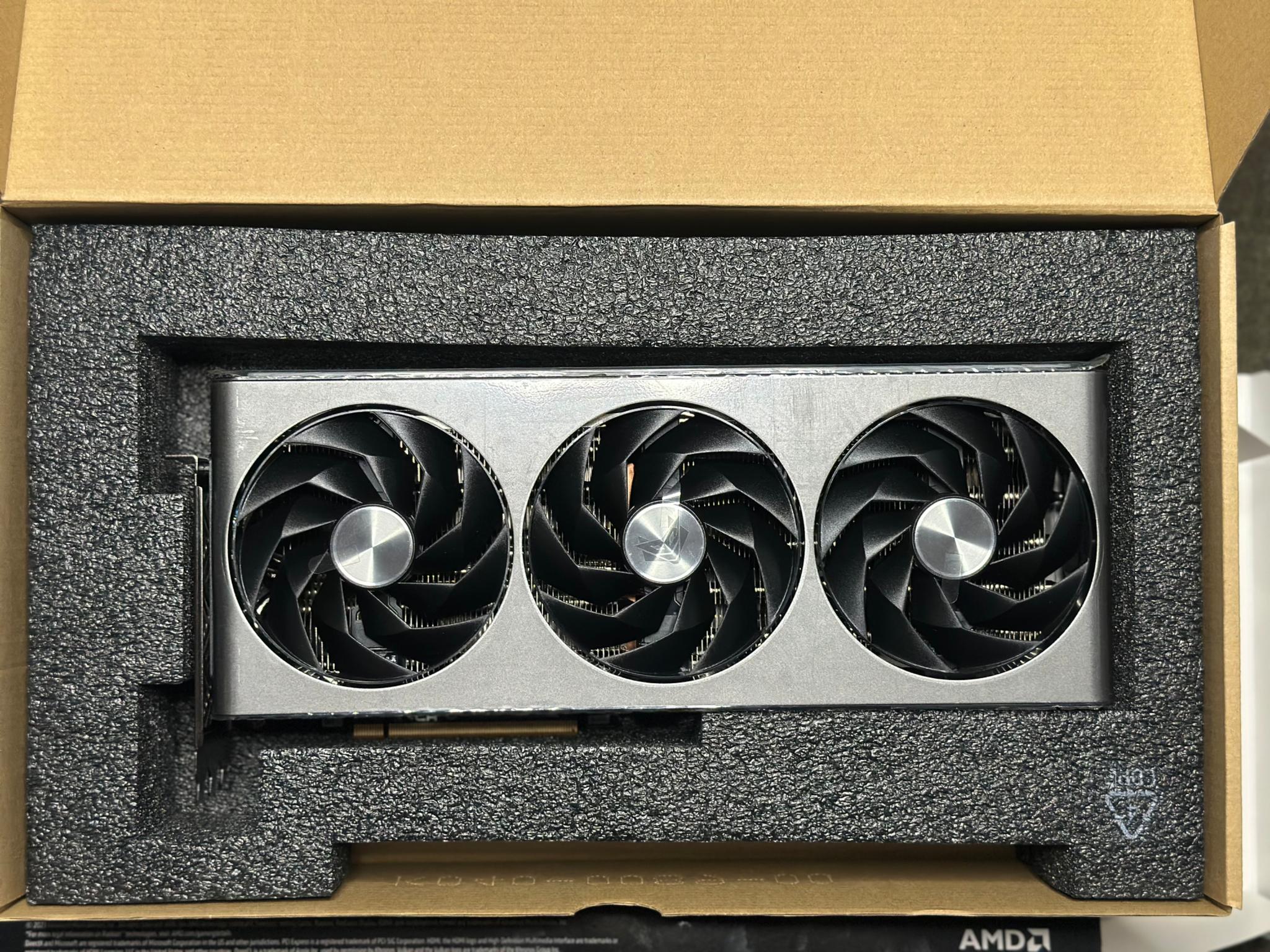 Sapphire Nitro+ AMD Radeon 7800XT
