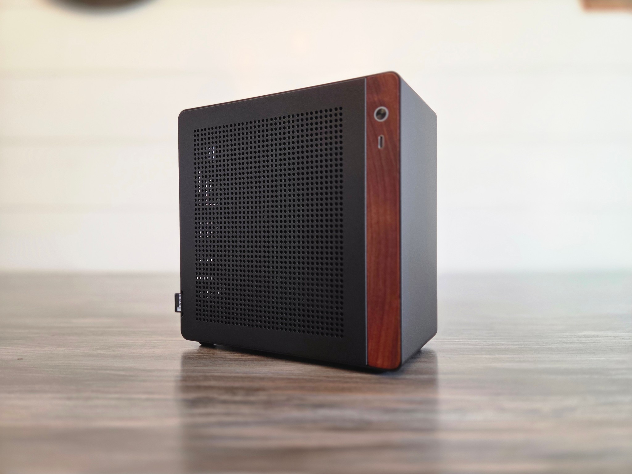 Tiny SFF Gaming PC | RTX 5050 8GB | RYZEN 5 5500 | 32GB DDR4 3200MHZ |