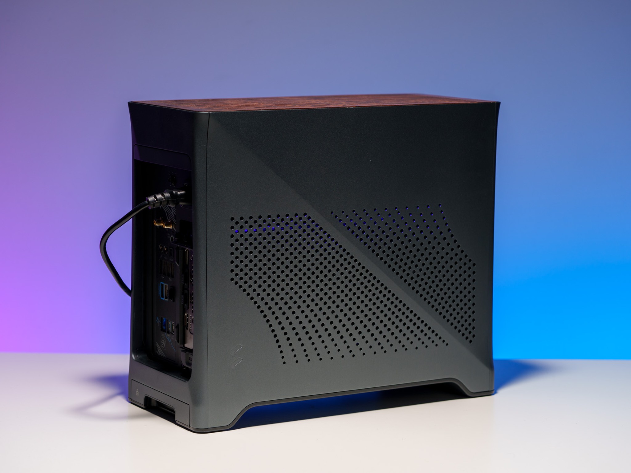 RTX 5070 | 9600x SFF Gaming PC | Ryzen 5 | 32GB DDR5 | 1TB Gen5 m.2 | Fractal Designs Era 2