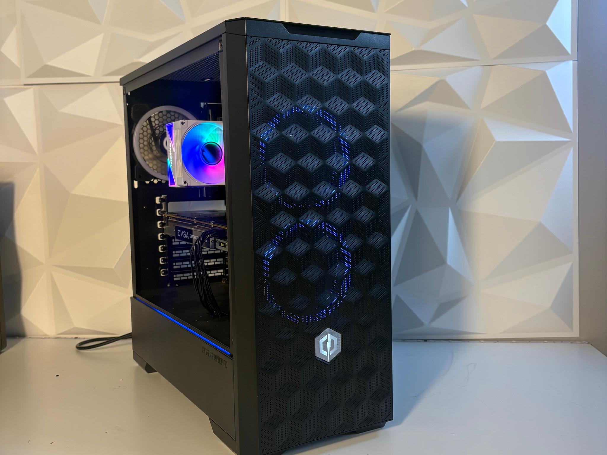 //RGB Gaming PC//  - GTX 1070 8GB, i7 7700K, 512GB, 16GB DDR4
