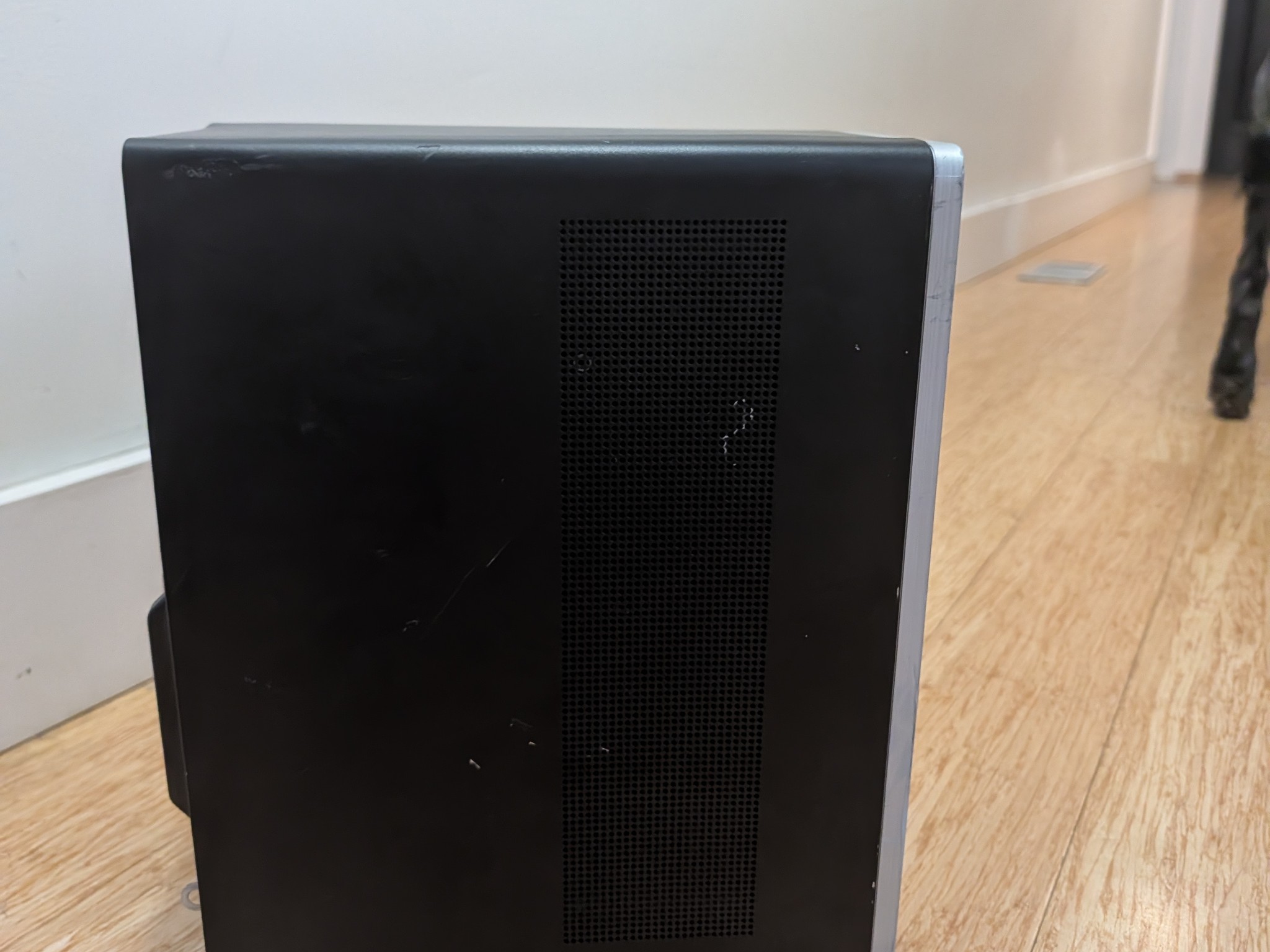 Budget Midrange Gaming PC | Ryzen 5 2400g | EVGA GTX 1050 3GB | 16GB DDR4 2666 | 512GB NVME