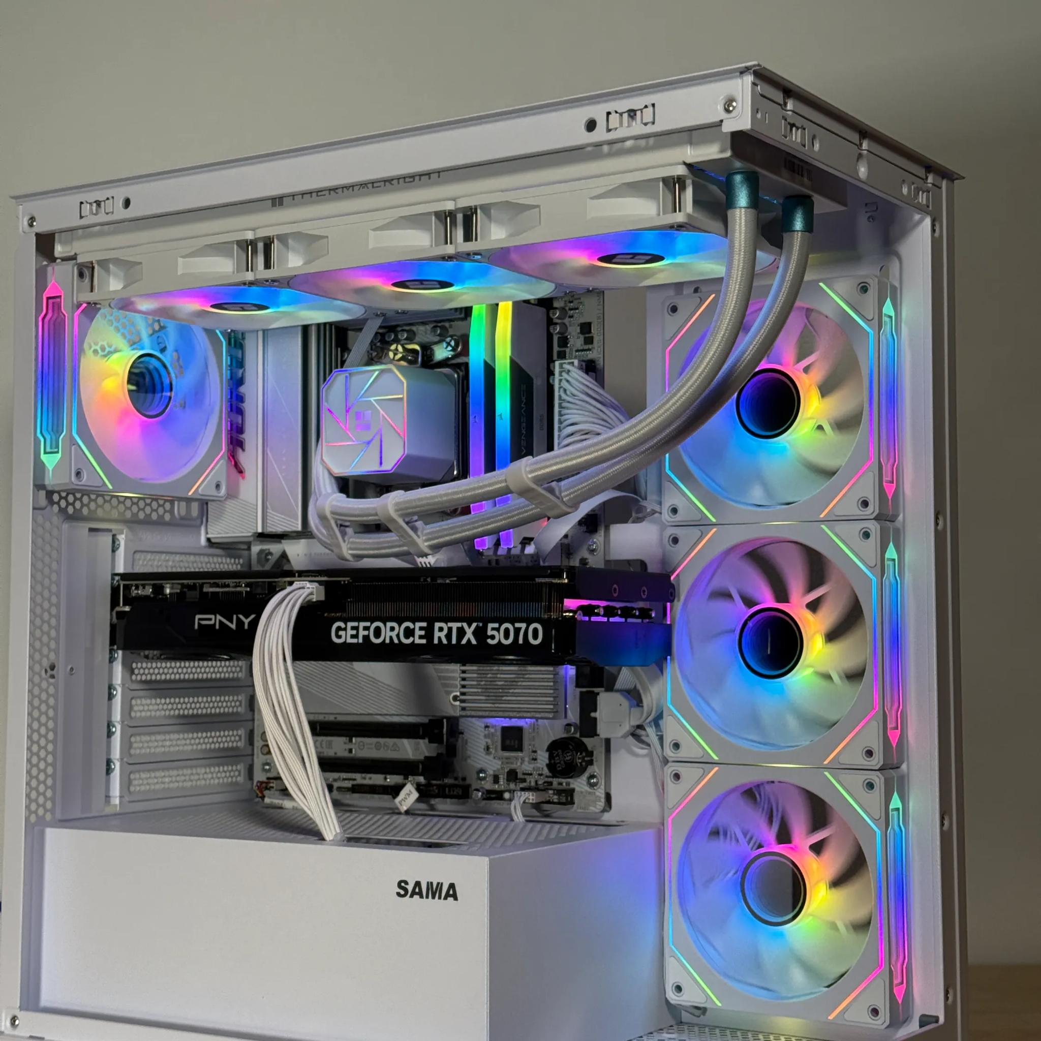 RTX 5070 Ryzen 9 7900x Gaming PC