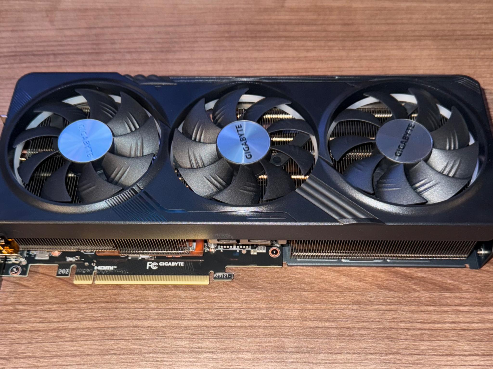 Gigabyte GeForce RTX 4070 ti super gaming OC Graphics card
