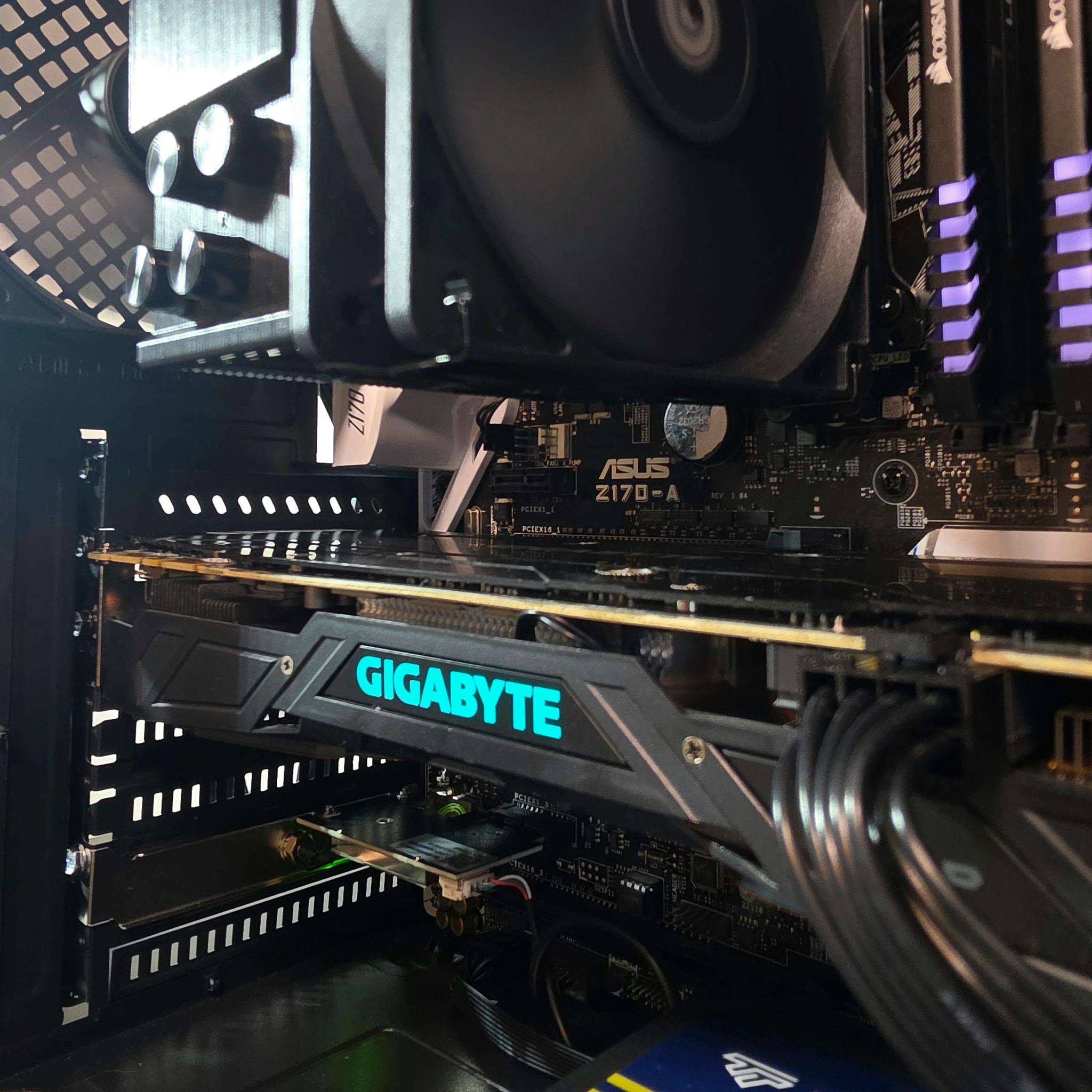 Budget Gaming PC / i7 6700k / GTX 1070 / 16GB DDR4 / 512GB SSD / Wi-Fi & BT