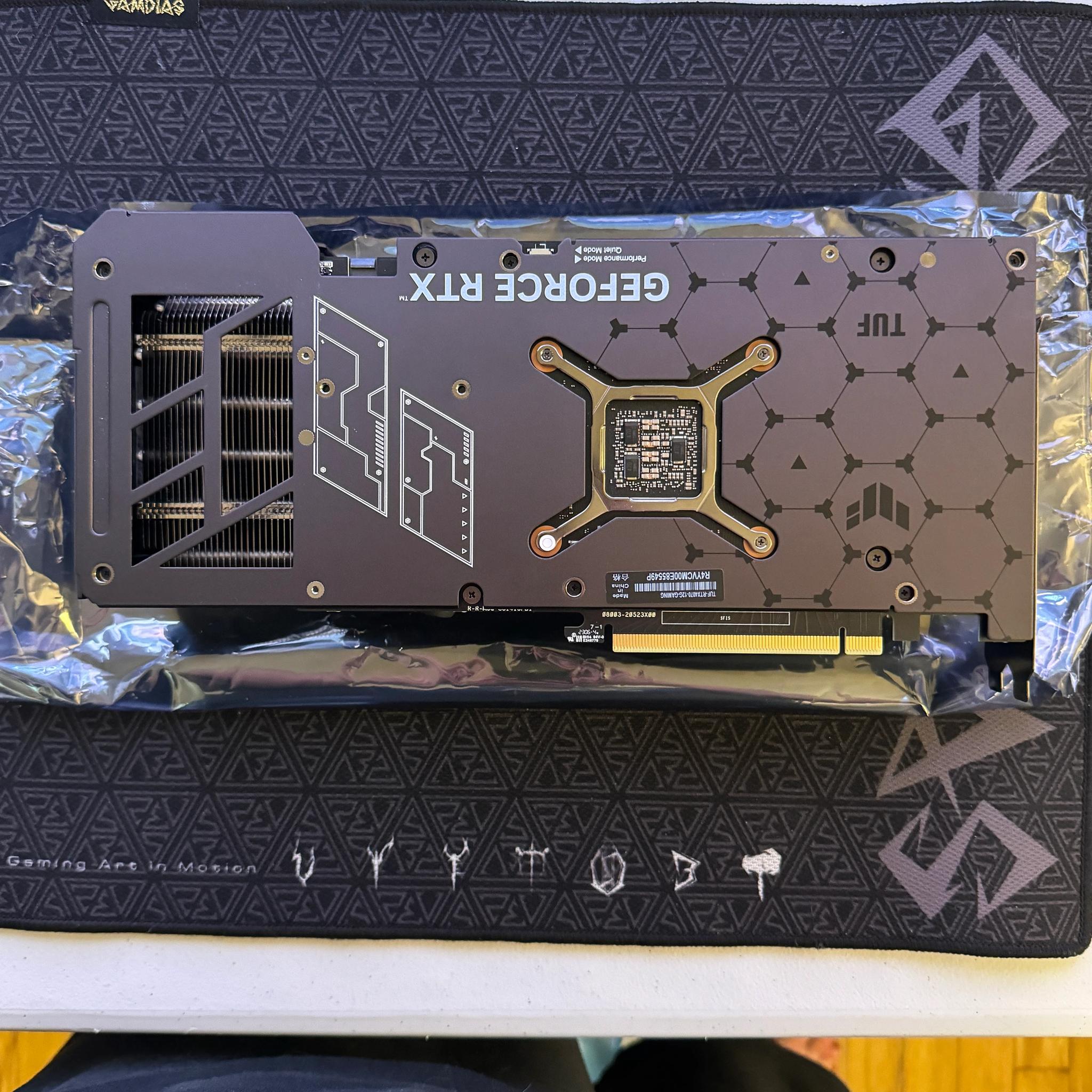 ASUS TUF RTX 4070