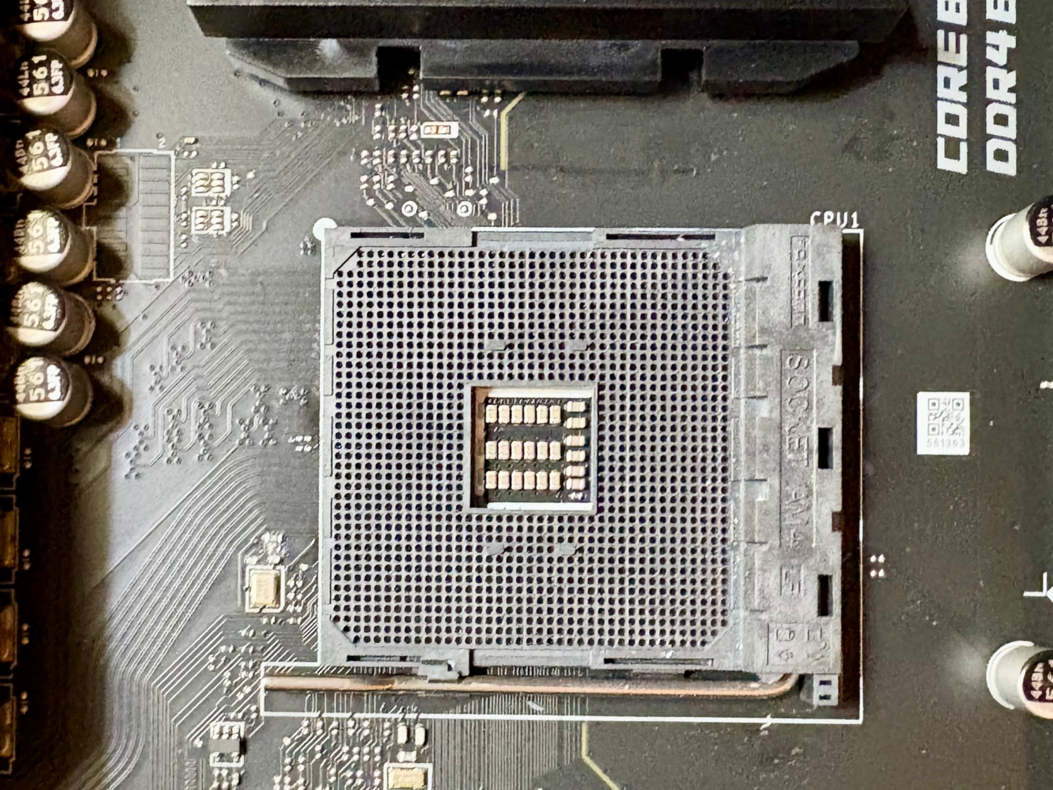 MSI MAG B550 TOMAHAWK MAX WIFI