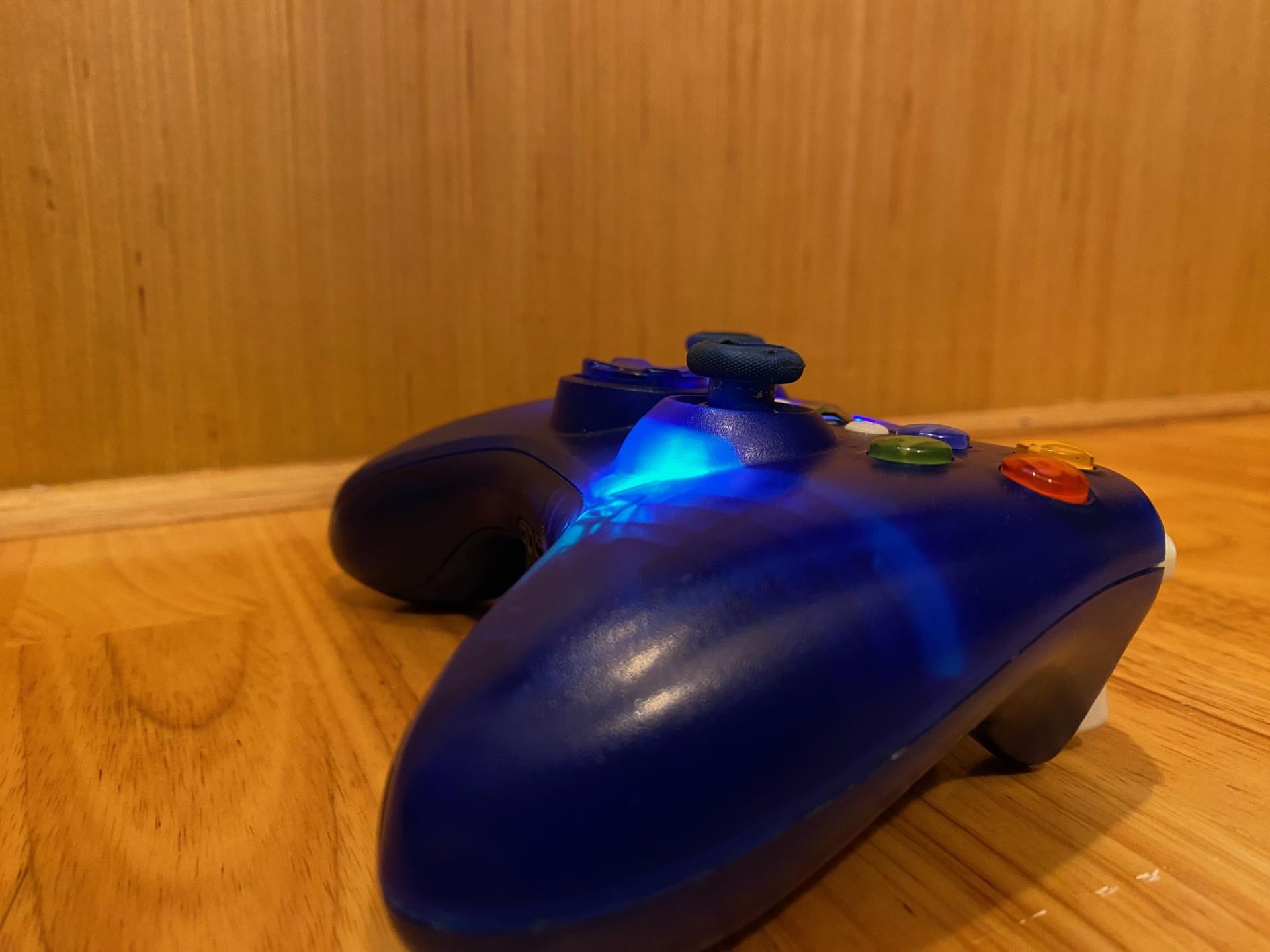 Custom clear blue Xbox 360 controller - Hall effect - LEDs - RESTORED