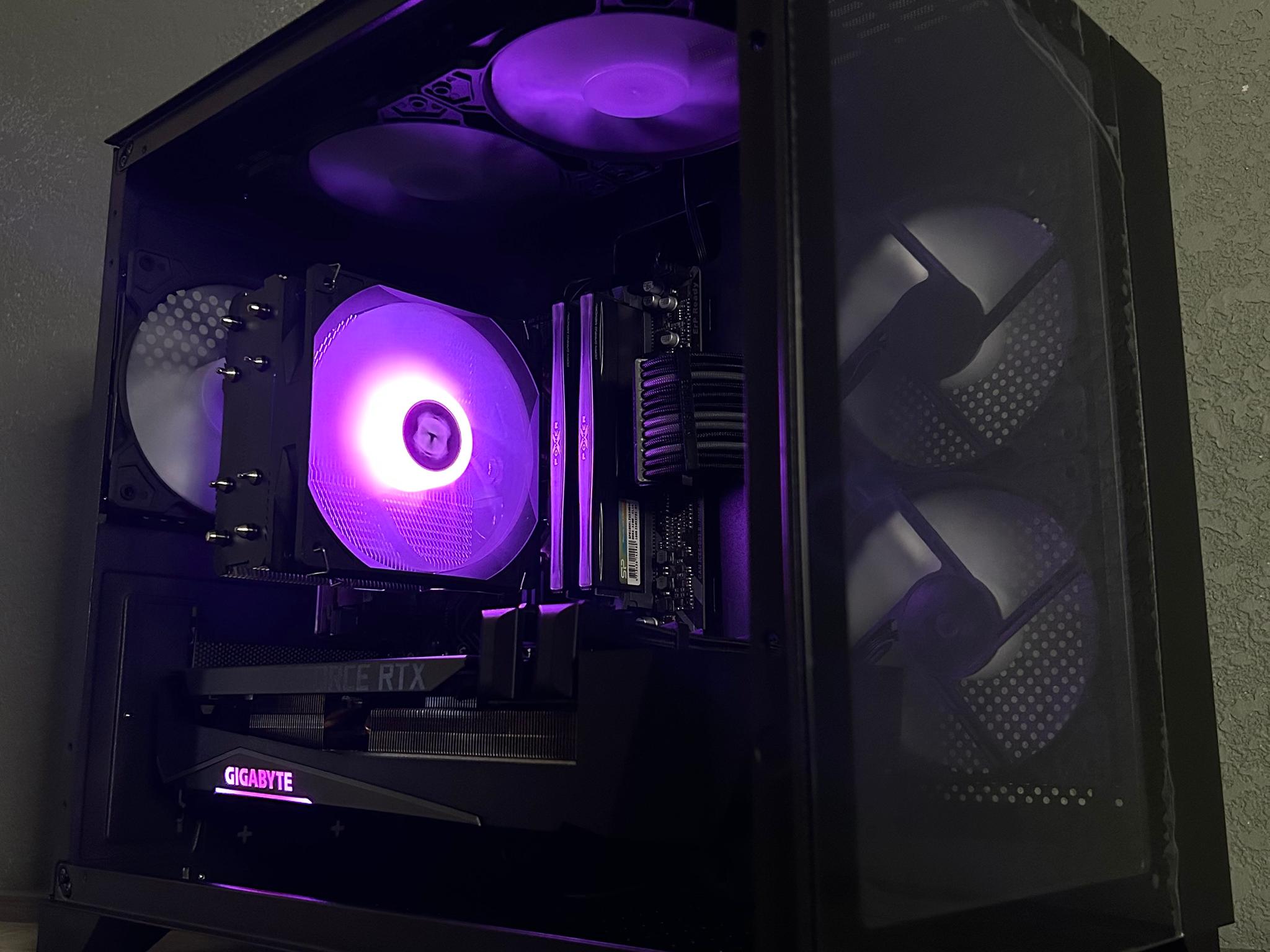 RTX 3070 Ti | Ryzen 7 5700G | 32GB 3200MHz | 1TB Gen4