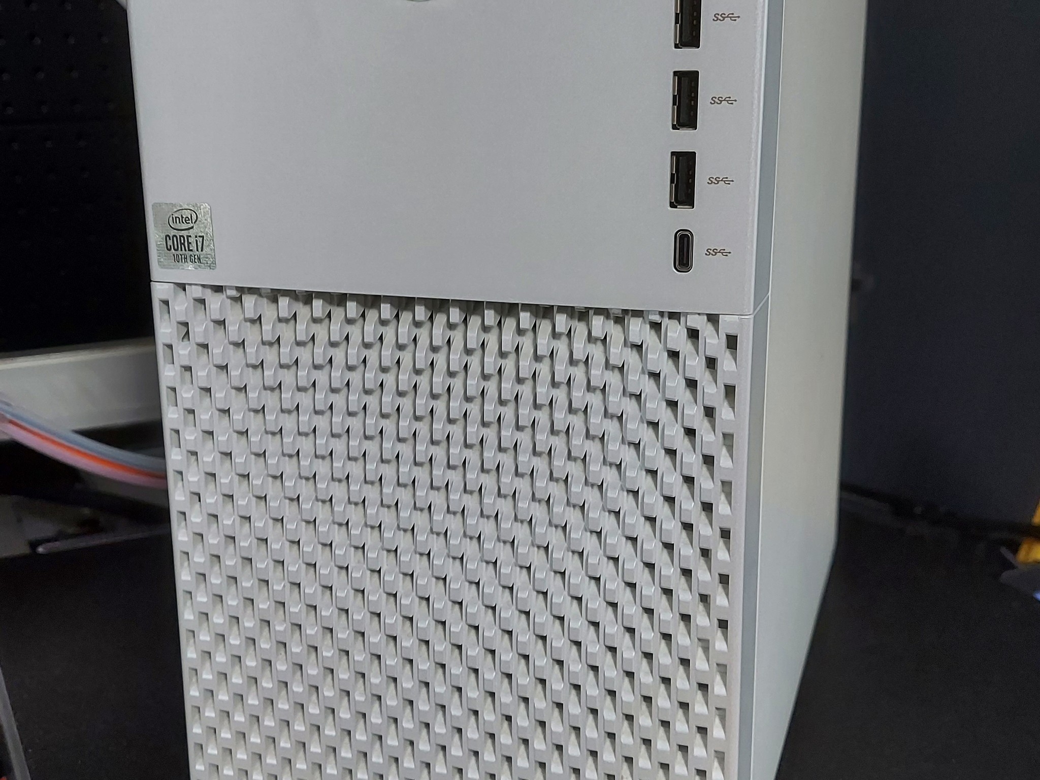 Dell XPS 8940 Pearl White Gaming PC, i7-10700, RTX 2060 Super, 32GB DDR4, 800GB SSD